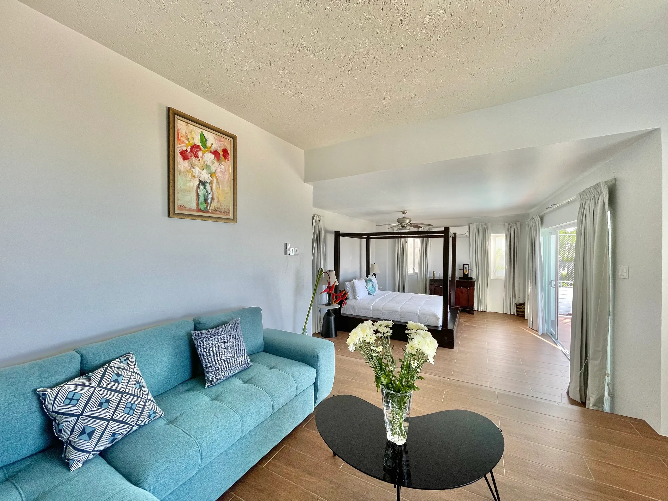 Lovely 5-Bedroom Villa in Oracabessa with Private Pool, Panoramic Sea Views and Lush Landscaped Grounds — photograph 11