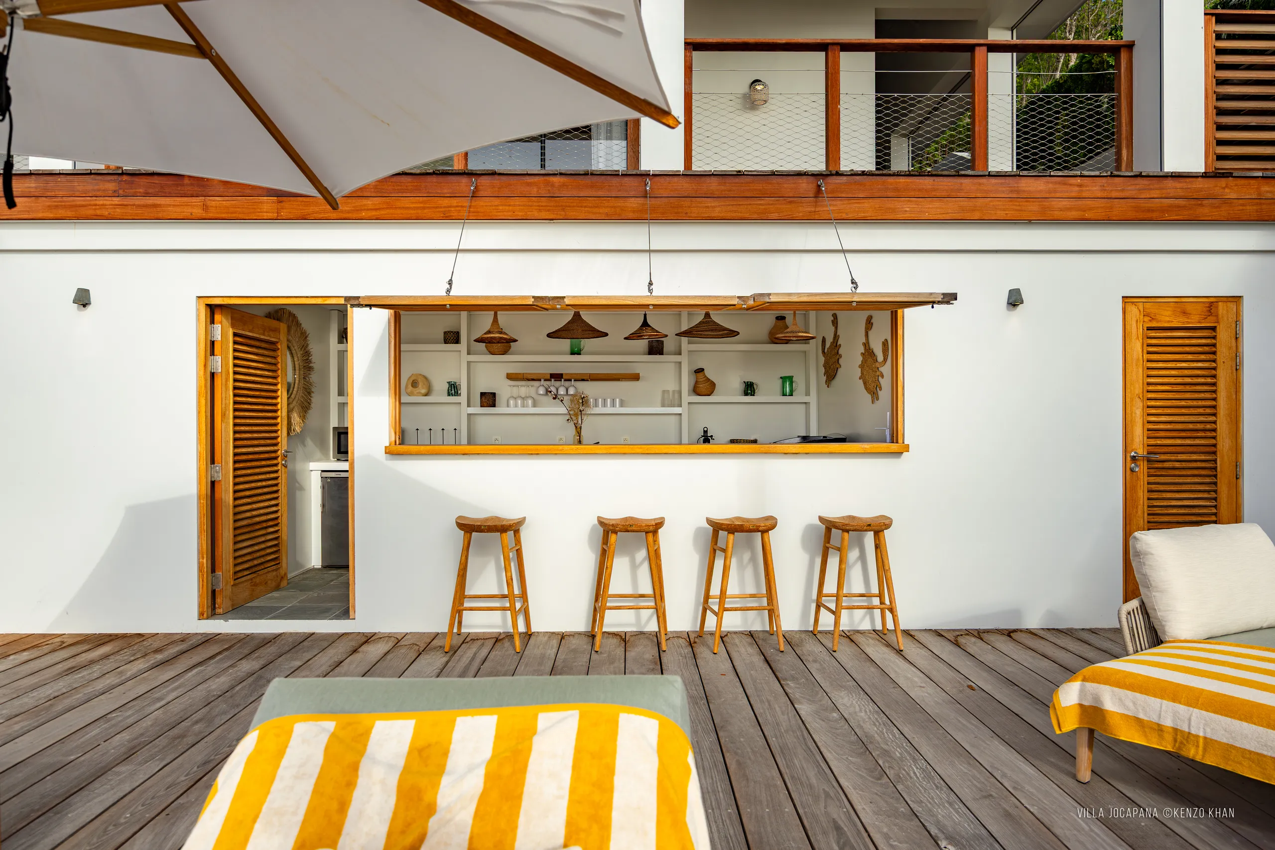 Graceful St. Barth Villa with Heated Pool & Sunset Views — photograph 6