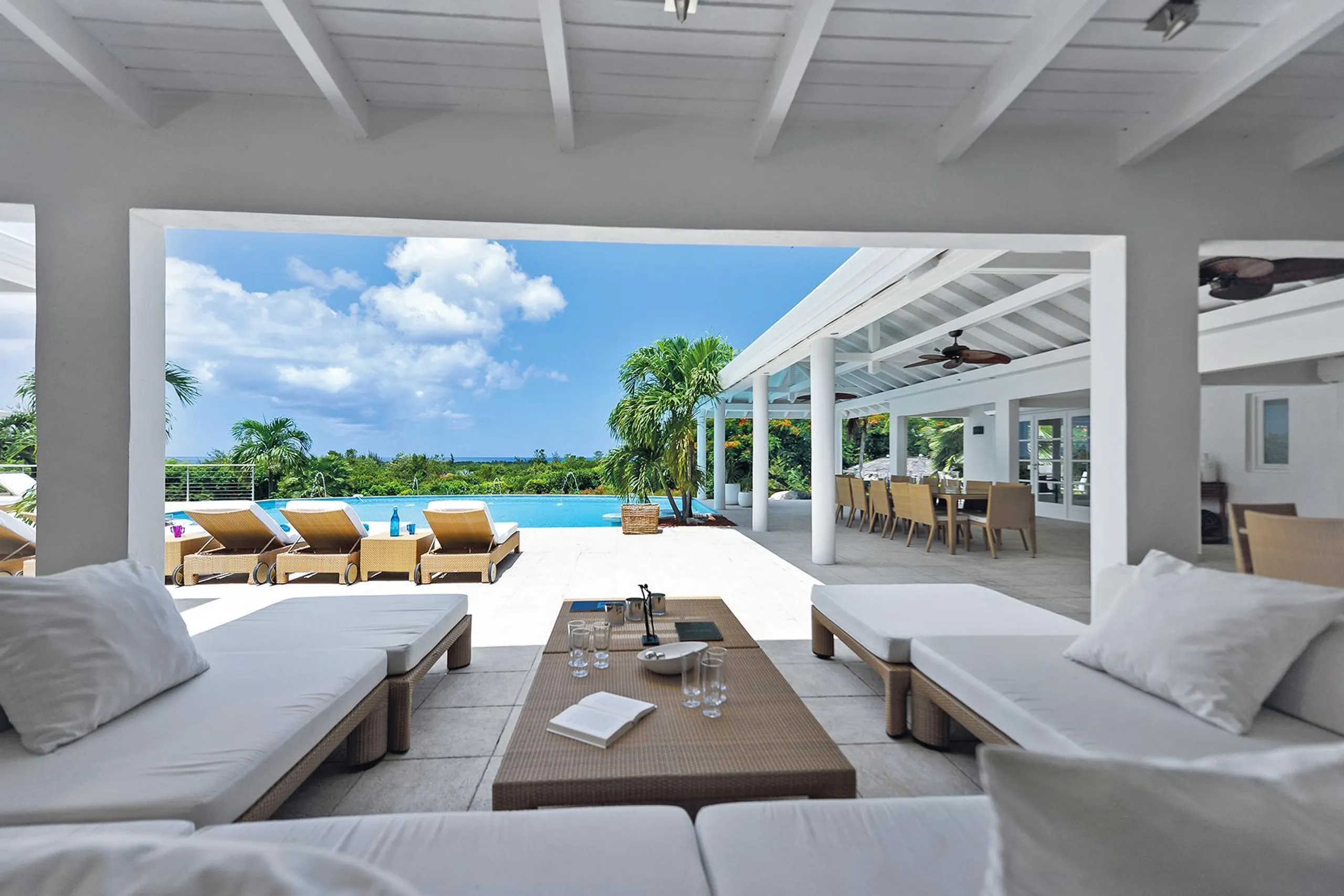 Tranquil Oasis Villa with Unmatched Luxury and Serenity in St. Martin — photograph 12