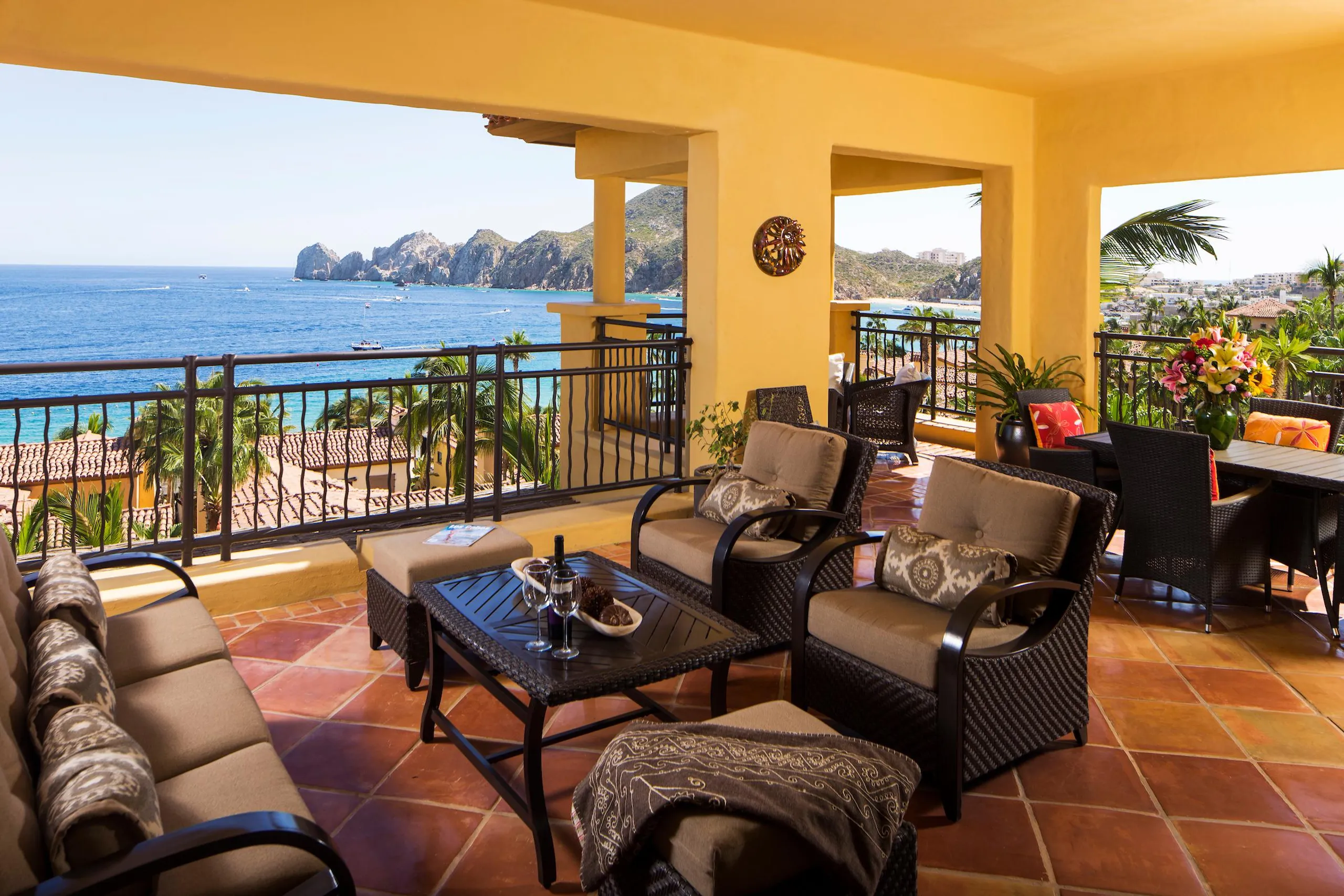 Elite Cabo Vista Estate With Stunning Ocean Views — photograph 7