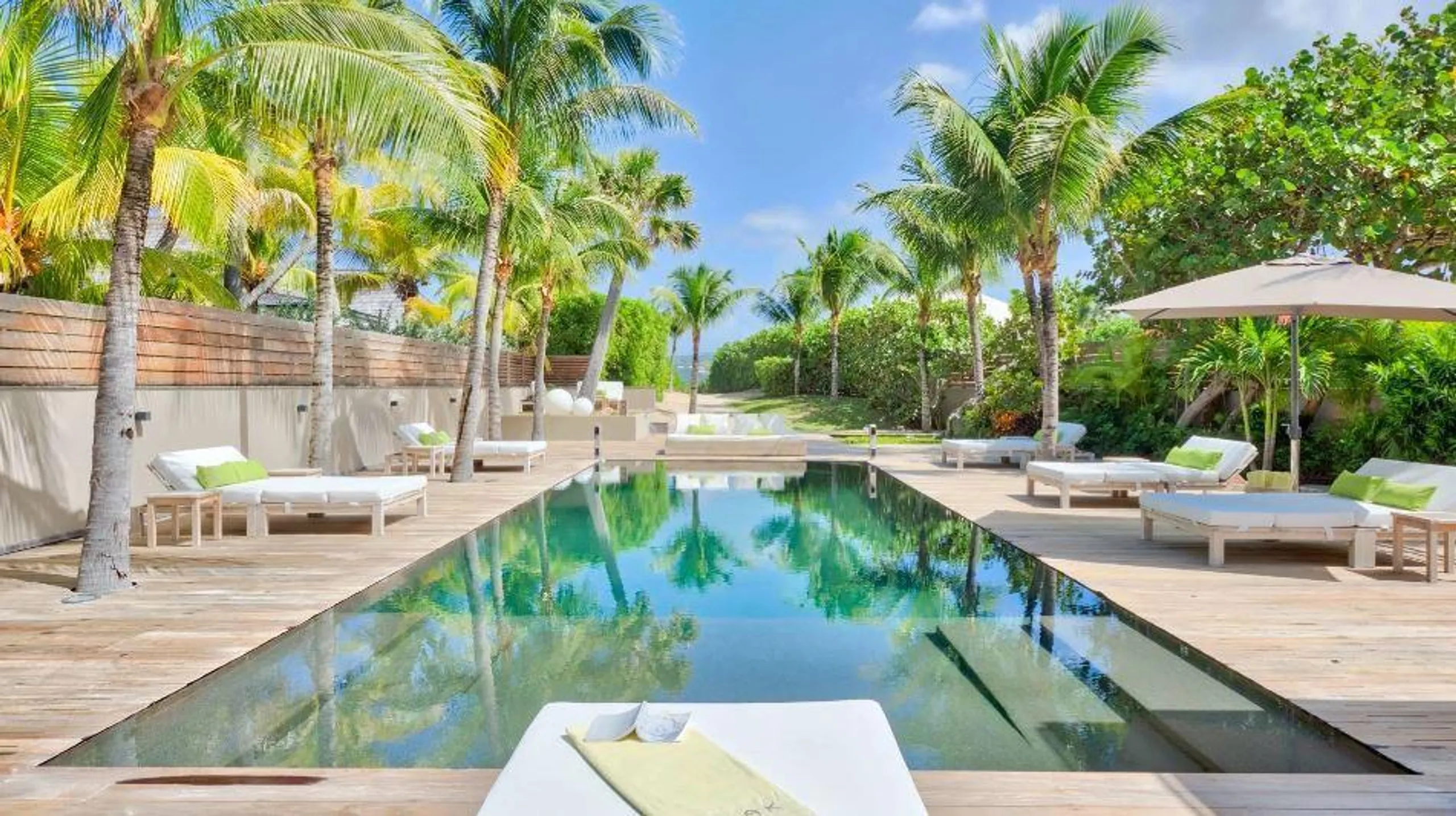 Exclusive St. Barts Beach Villa with Heated Pool, Anse Des Cayes