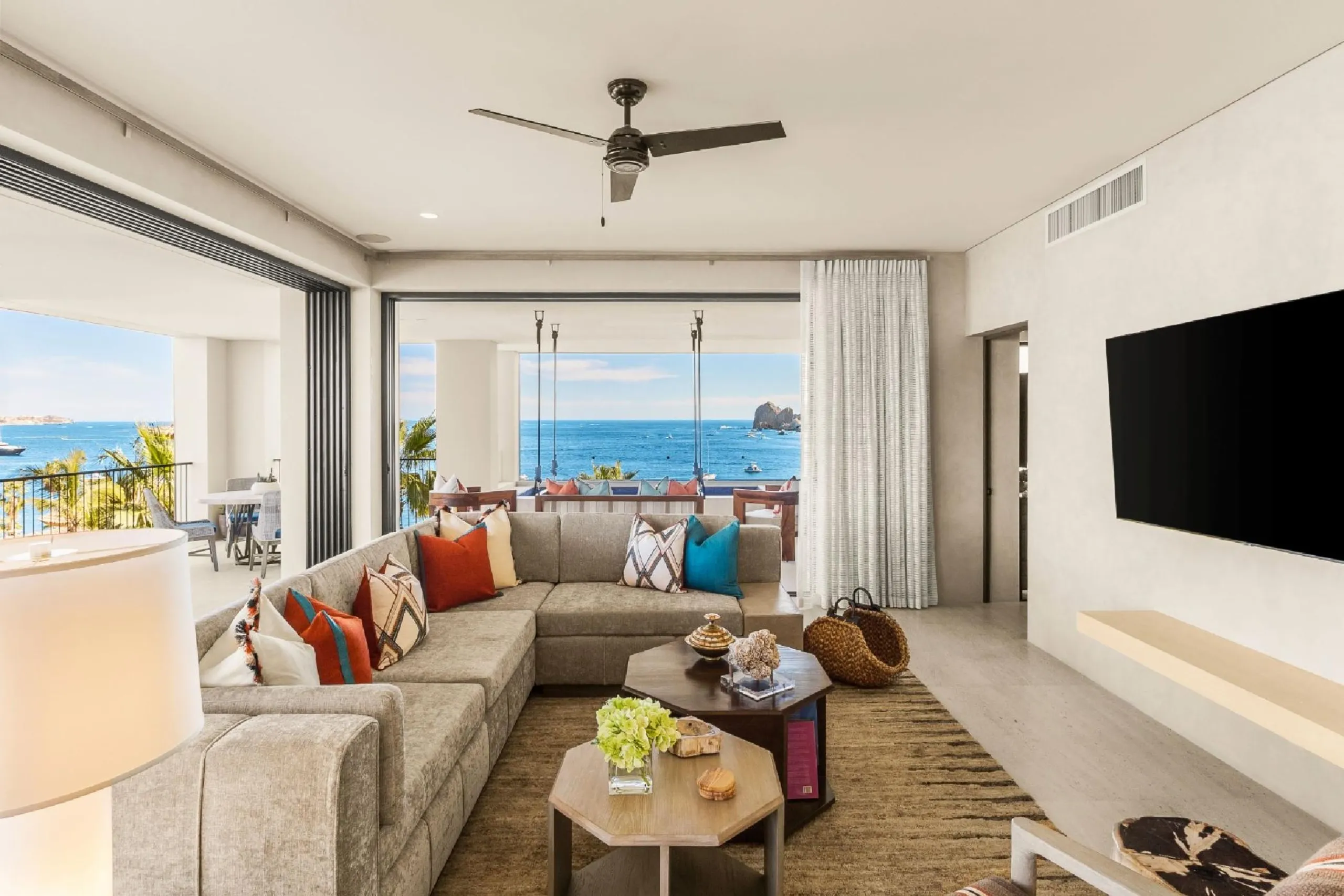 Hacienda Beach Casita with Epic Ocean View and Resort Style Amenities — photograph 9