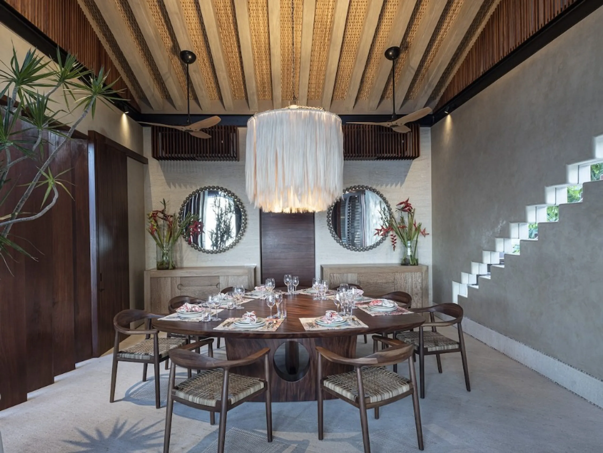 Timeless Punta Mita Villa by Manolo Mestre with Infinity Pool & Panoramic Vistas — photograph 9