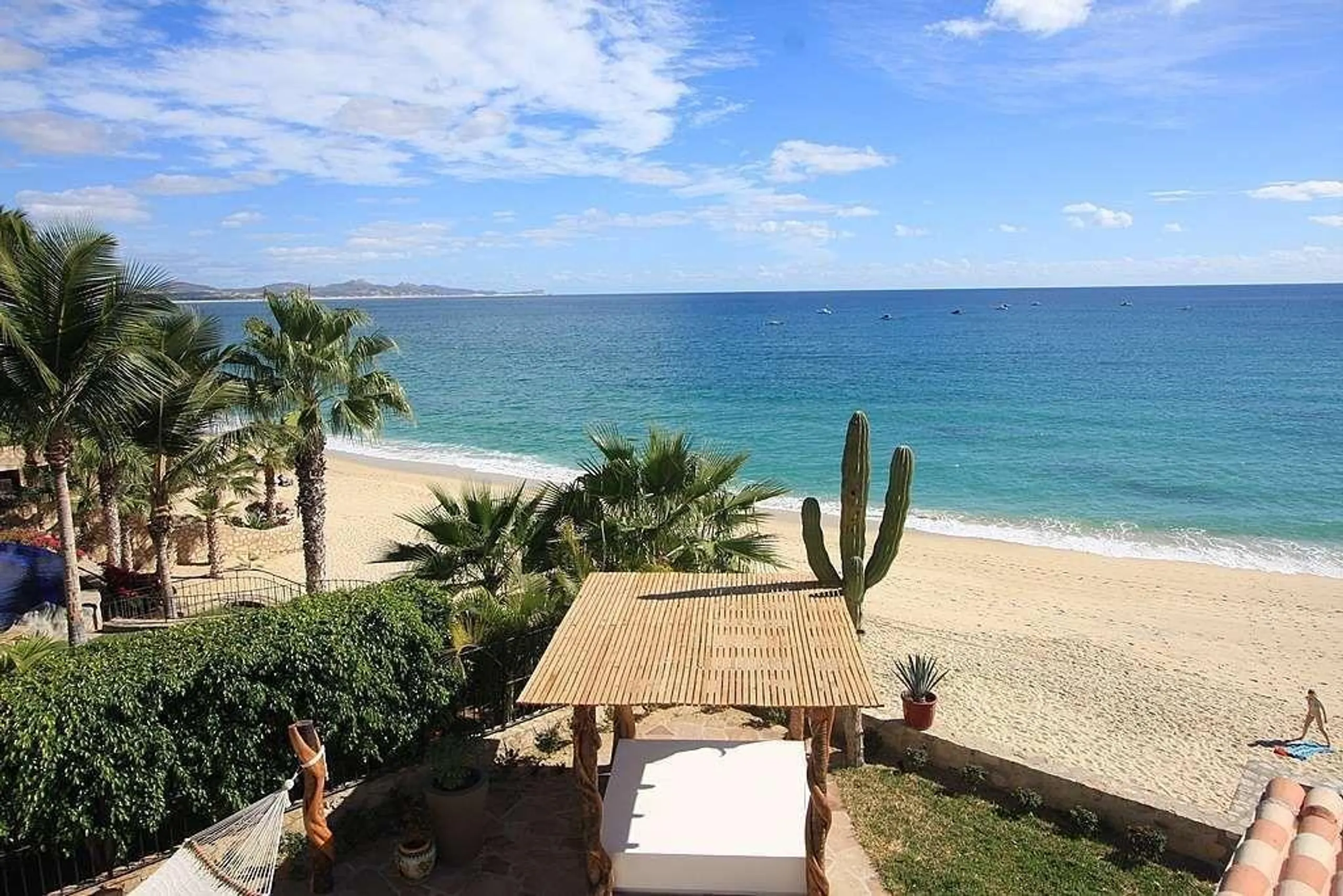 Classic Palmilla Beachfront Estate with Private Pool and Ocean Views — photograph 5