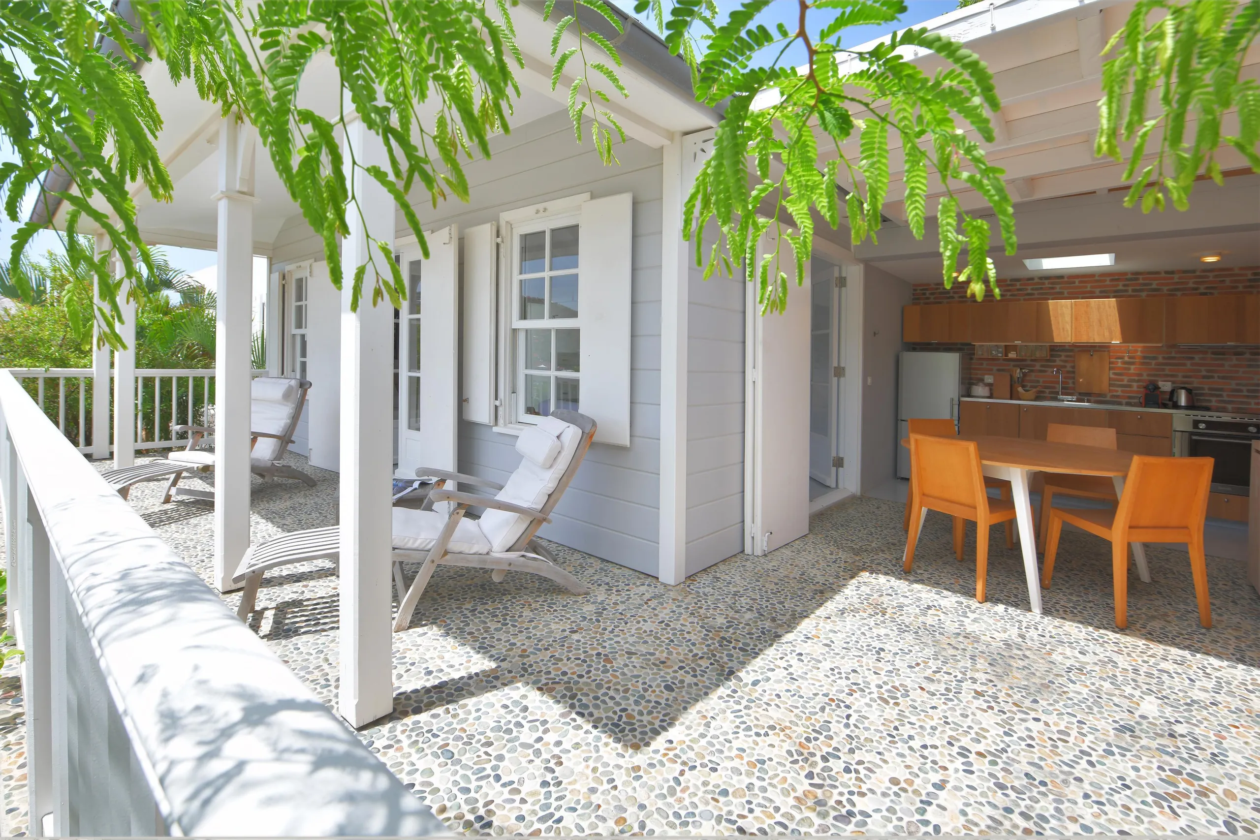 Refreshing Paradise Estate with Private Pool and Ocean Views — photograph 9