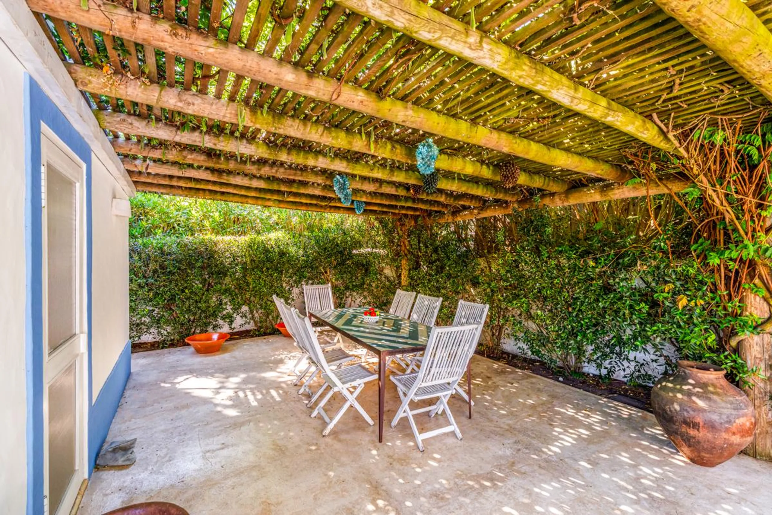 Deluxe Artistic Villa with Private Swimming Pool and Panoramic Views — photograph 10