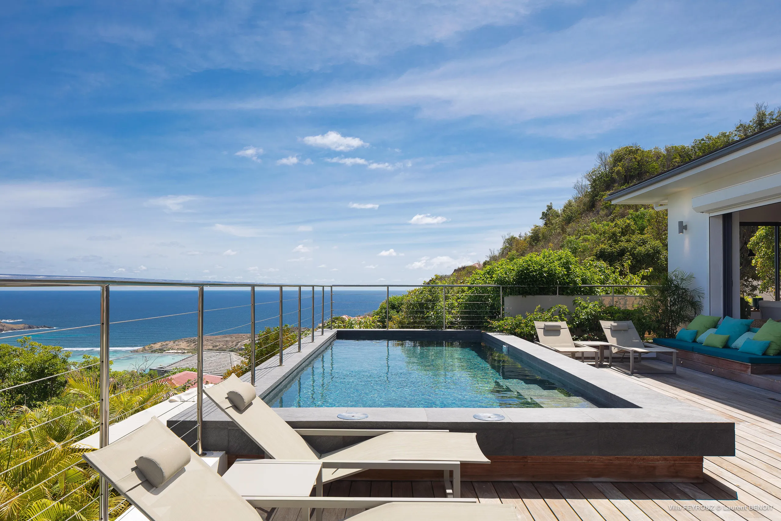 Exquisite Oceanfront Villa with Private Pool and Zen Gardens — photograph 5