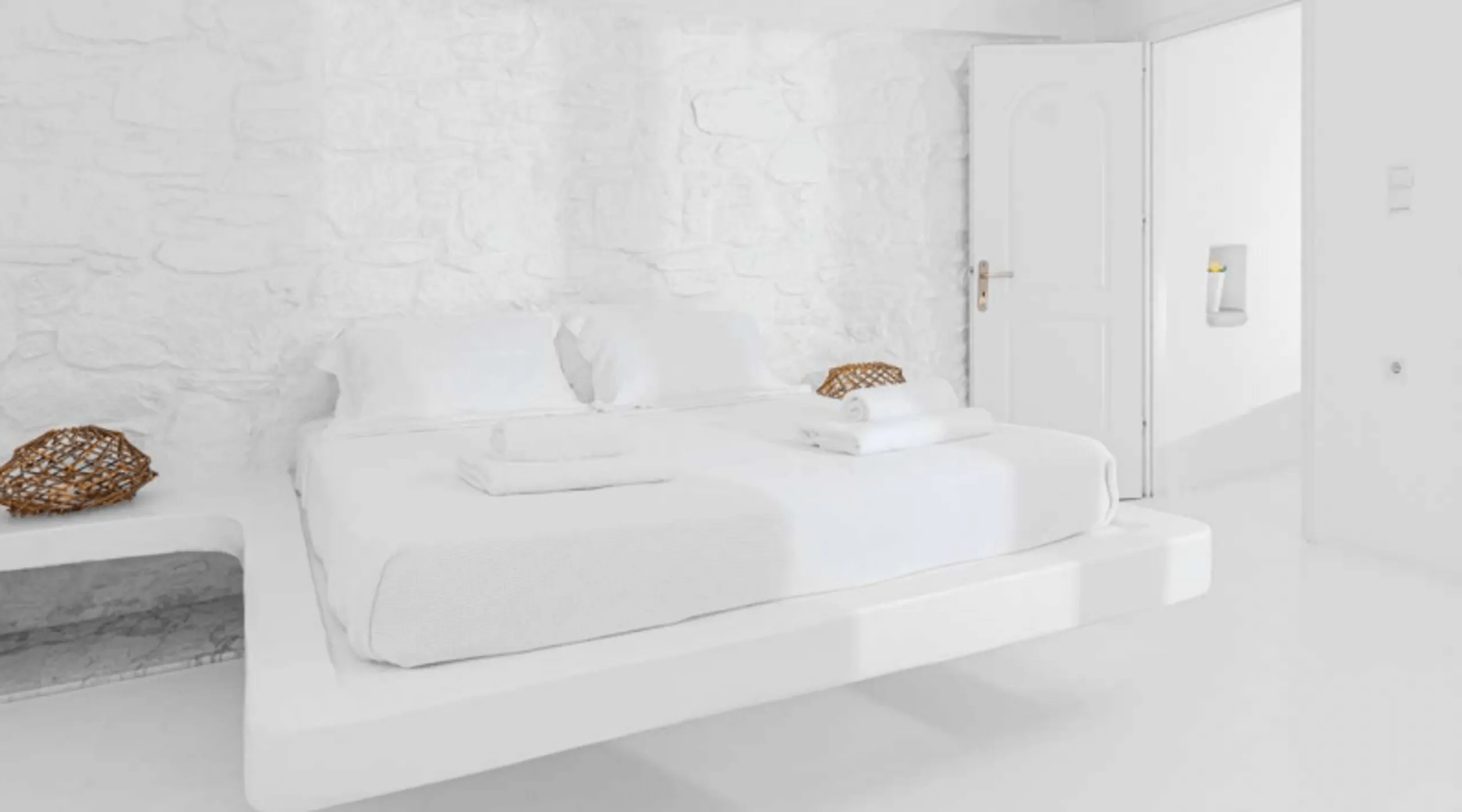 Luxe Mykonos Retreat with Private Pool and Unparalleled Ocean Views — photograph 10