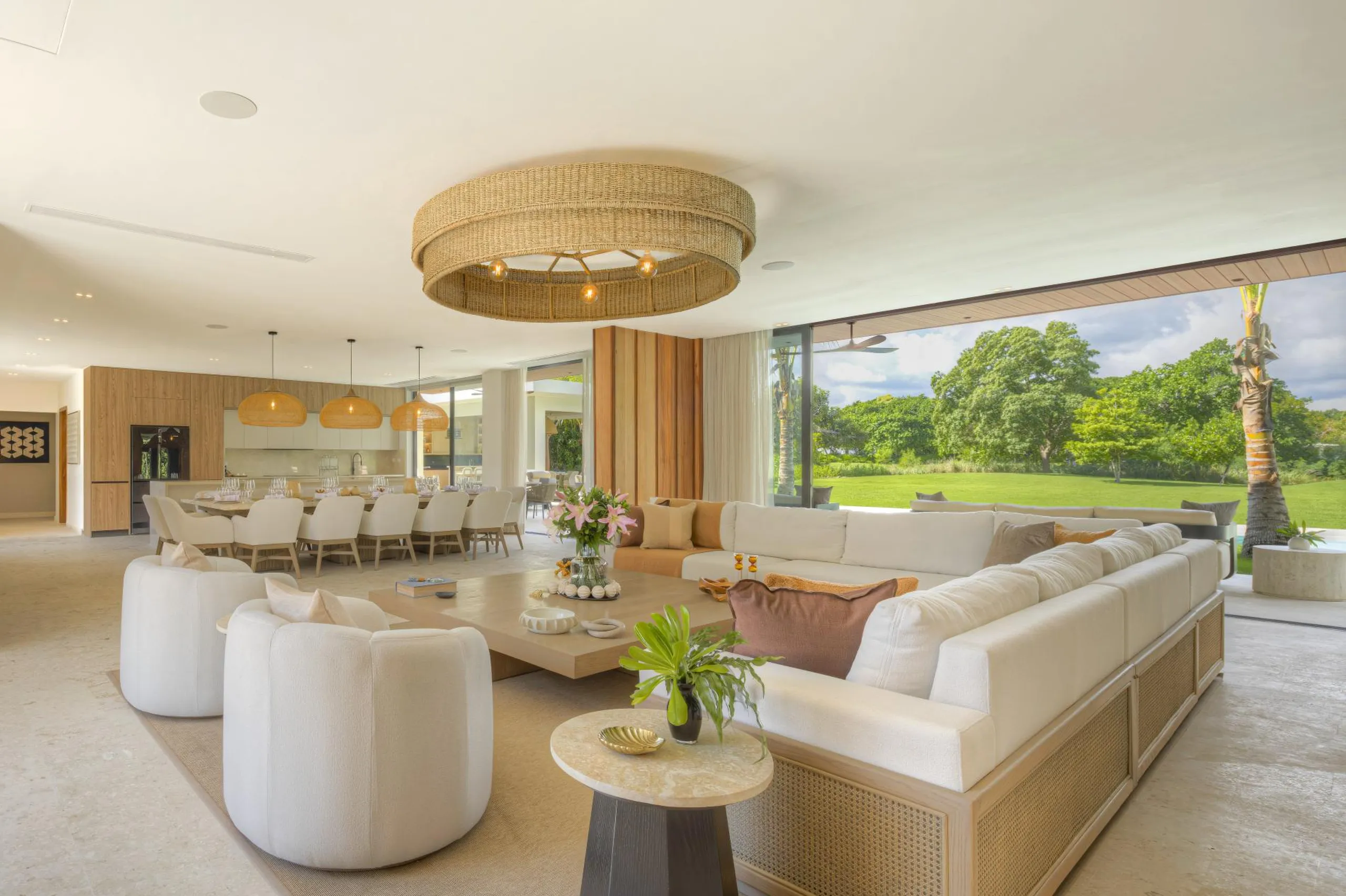 Tropical-Chic Puntacana Resort Villa With Open Layouts & Serene Greenery Views — photograph 7