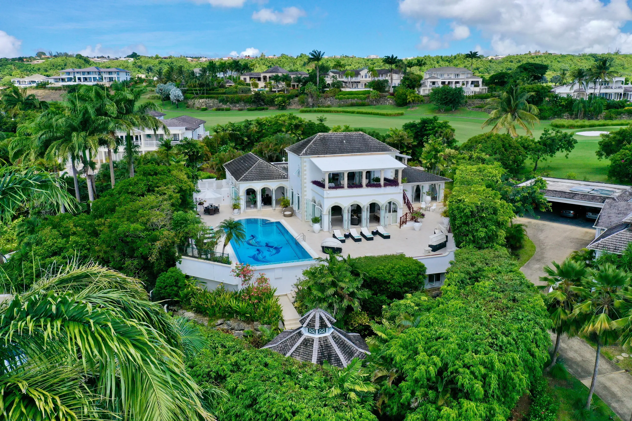 Barbados Traditional Grand Estate Large Private Pool and Golf Course Access, St. James