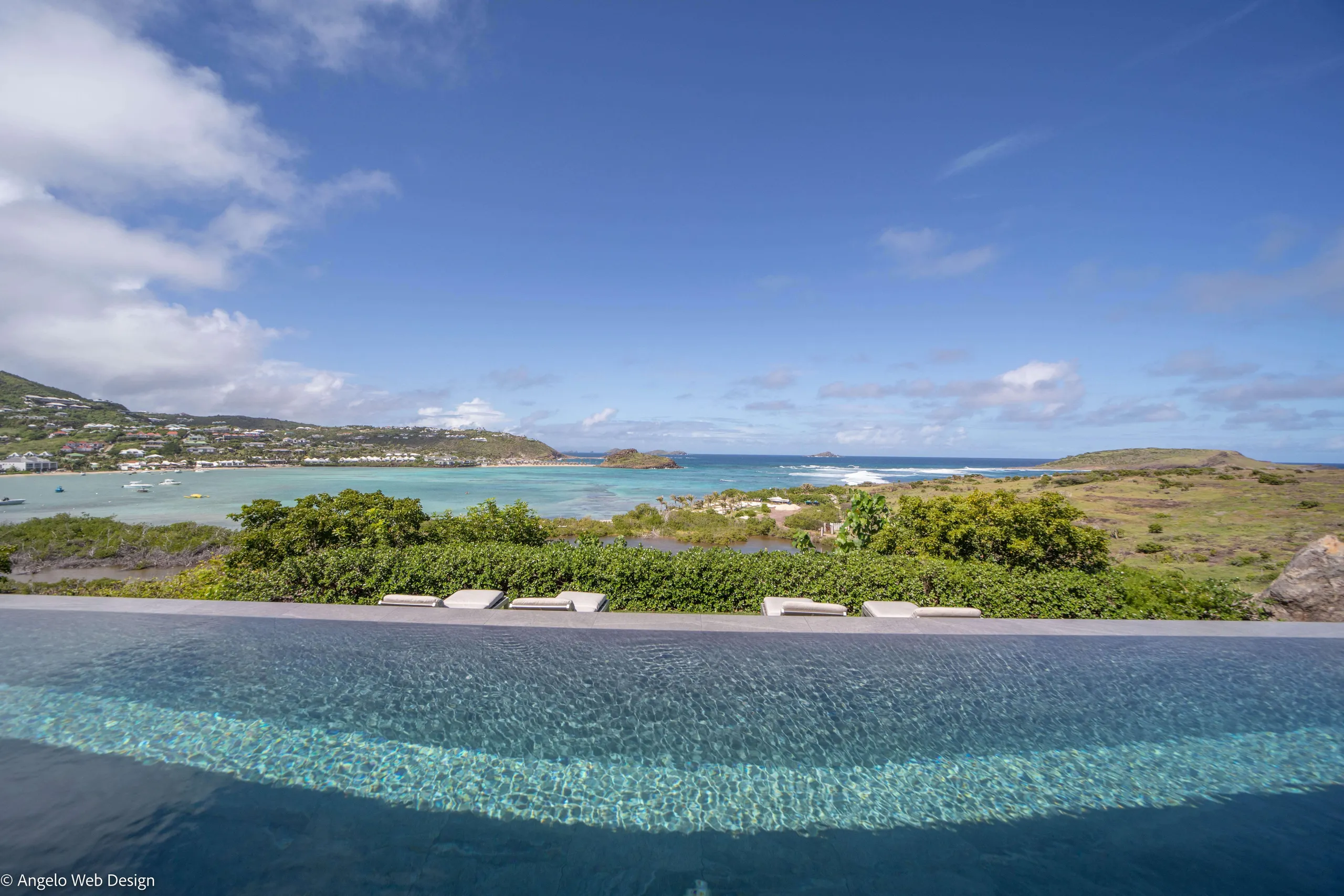 Breathtaking Ocean View Oasis with Infinity Pool and Stunning Ocean Views — photograph 7
