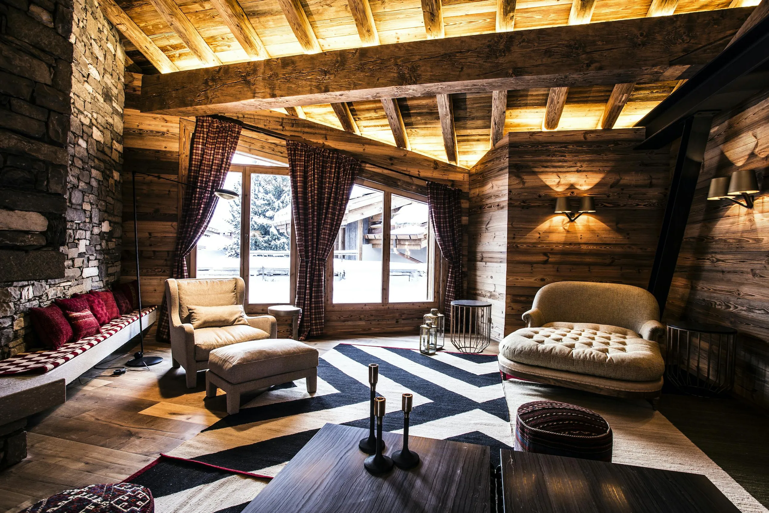 Exceptional Val D Isere Chalet with Indoor Pool and Fireplace, Val D Isere