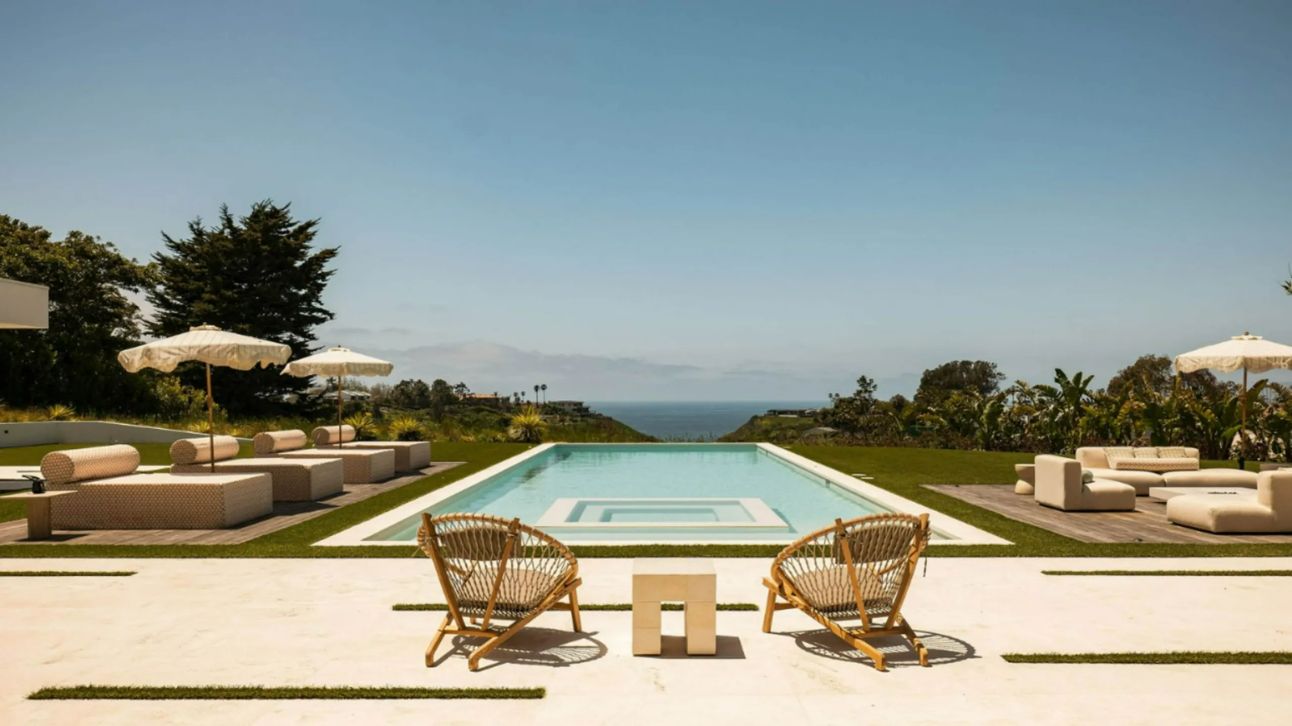 Iconic Point Dume Estate with Private Surf Access, 70-Foot Pool & Luxe Design — photograph 3