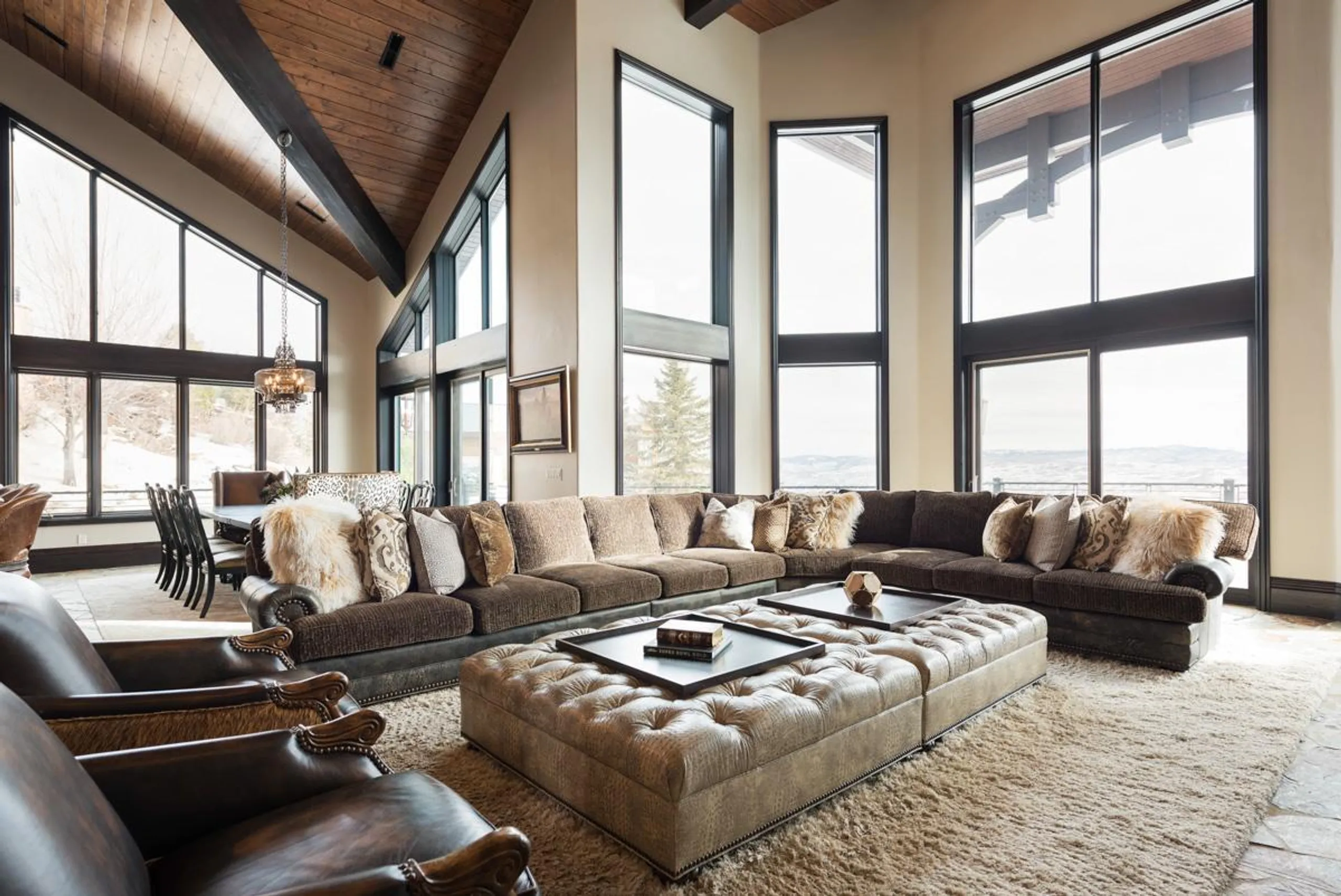 Exceptional Deer Crest Estate with Gorgeous Views over Deer Valley — photograph 11