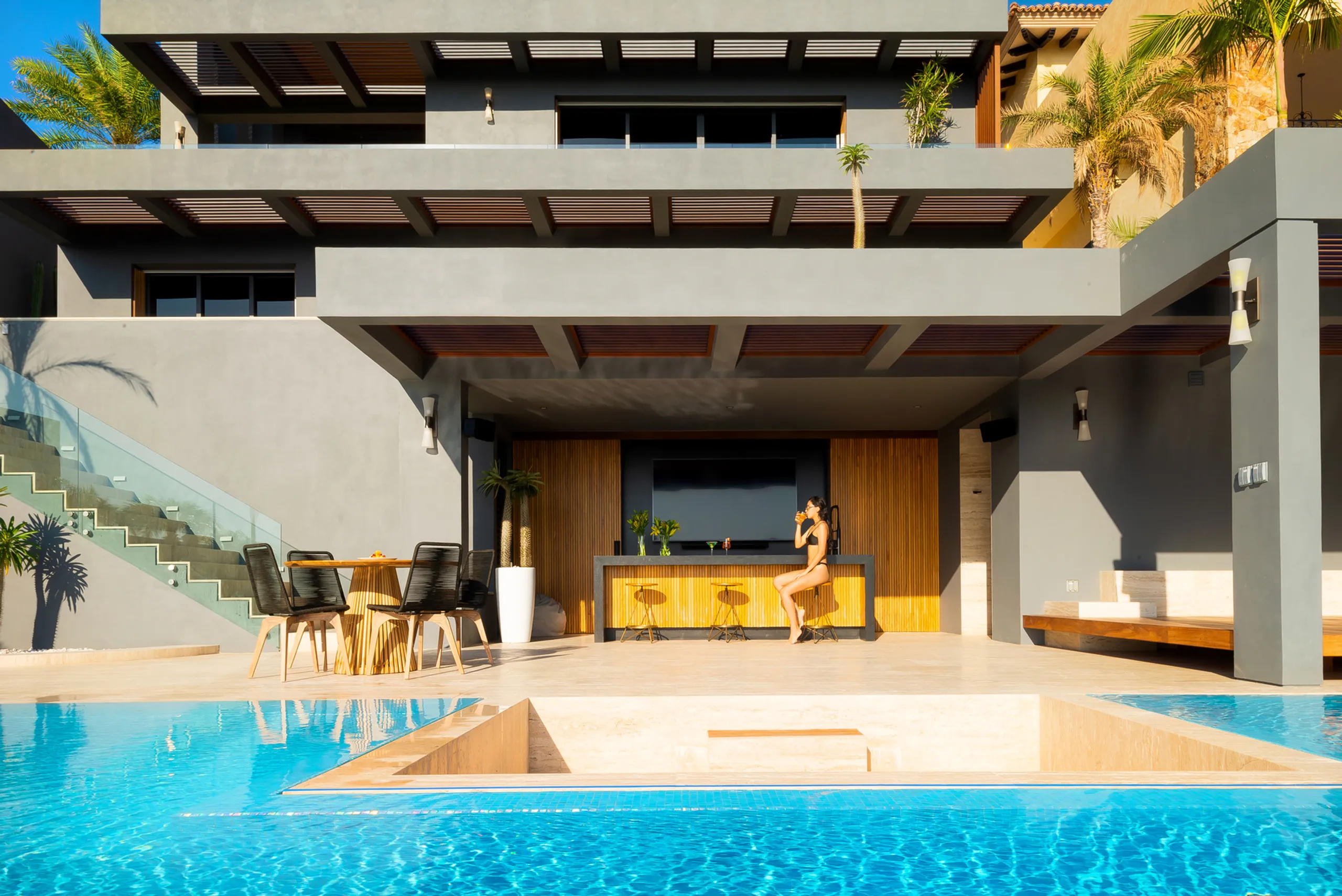 Modern Architectural Estate with Jaw-dropping Sunsets in Prestigious Pedregal — photograph 10