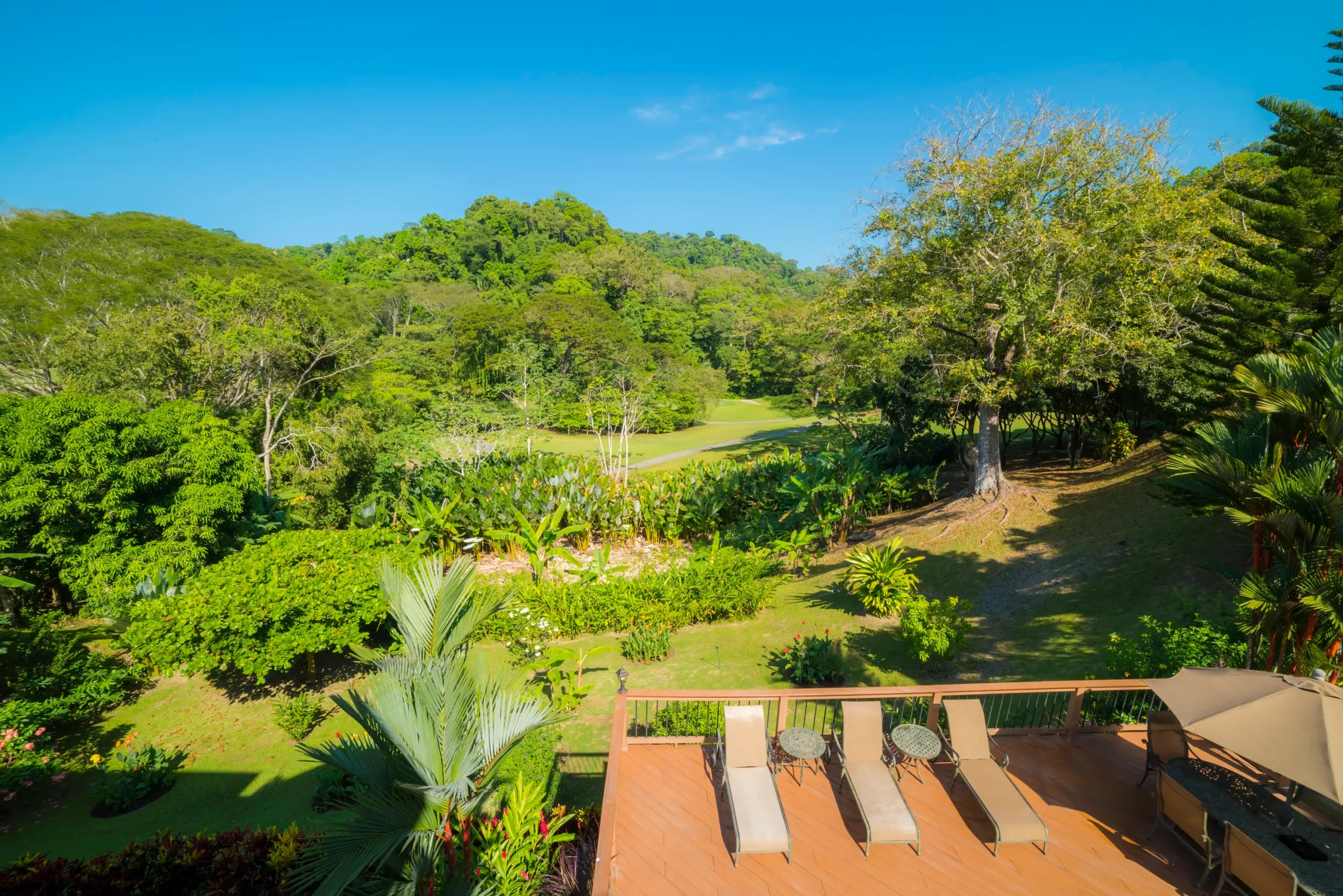 Spacious 5-Bedroom Los Sueños Villa with Infinity Pool, Golf & Marina Nearby — photograph 9