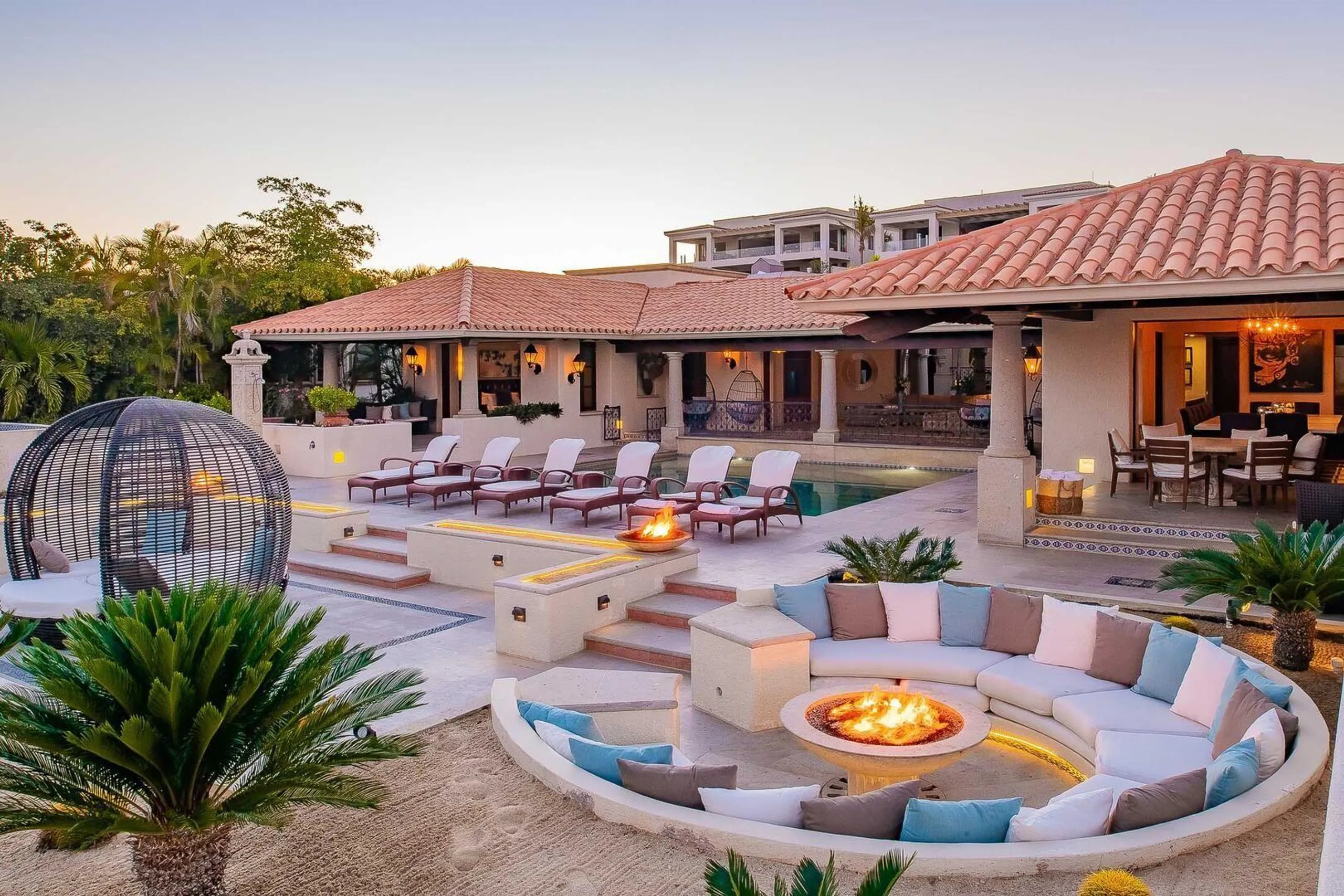 Majestic Cabo Del Sol Estate with Sweeping Ocean Views and Private Pool — photograph 3