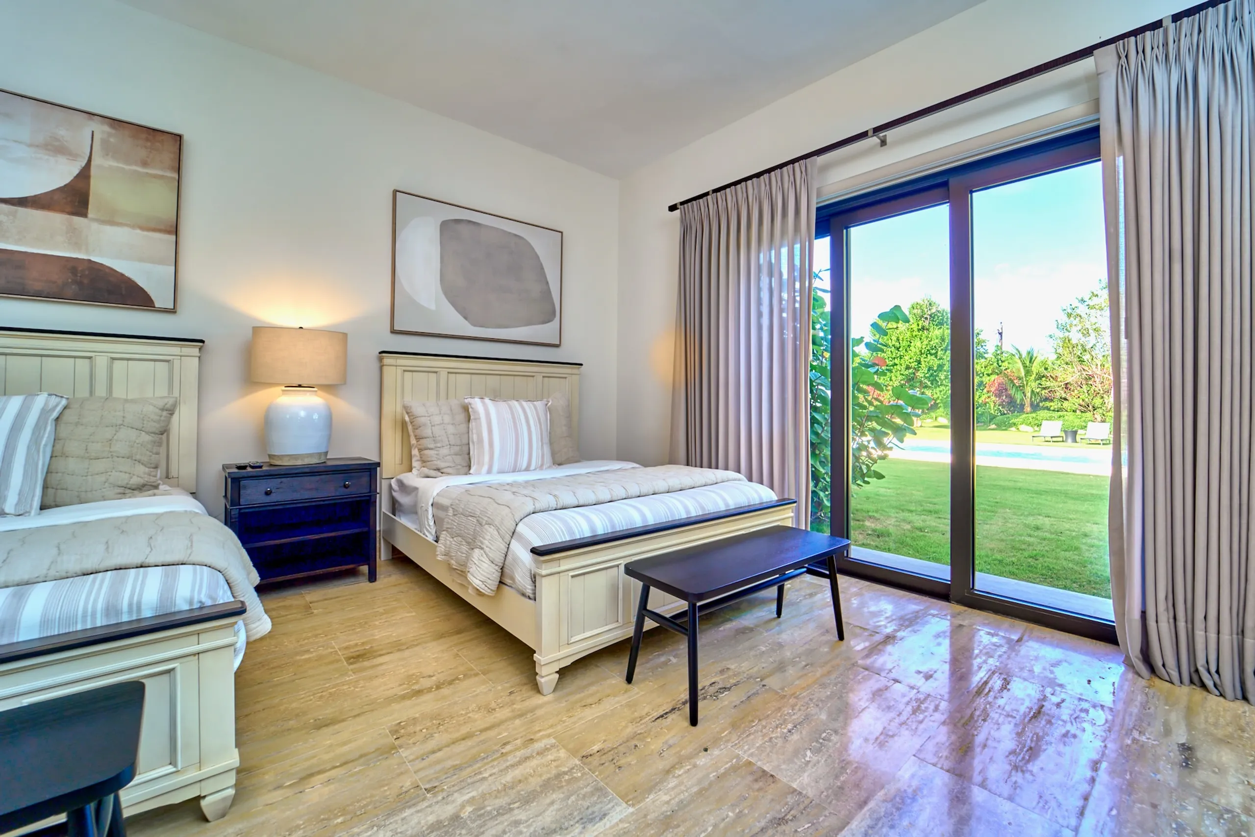 Magnificent Modern Villa with Private Pool and Golf Course and Marina Access — photograph 9