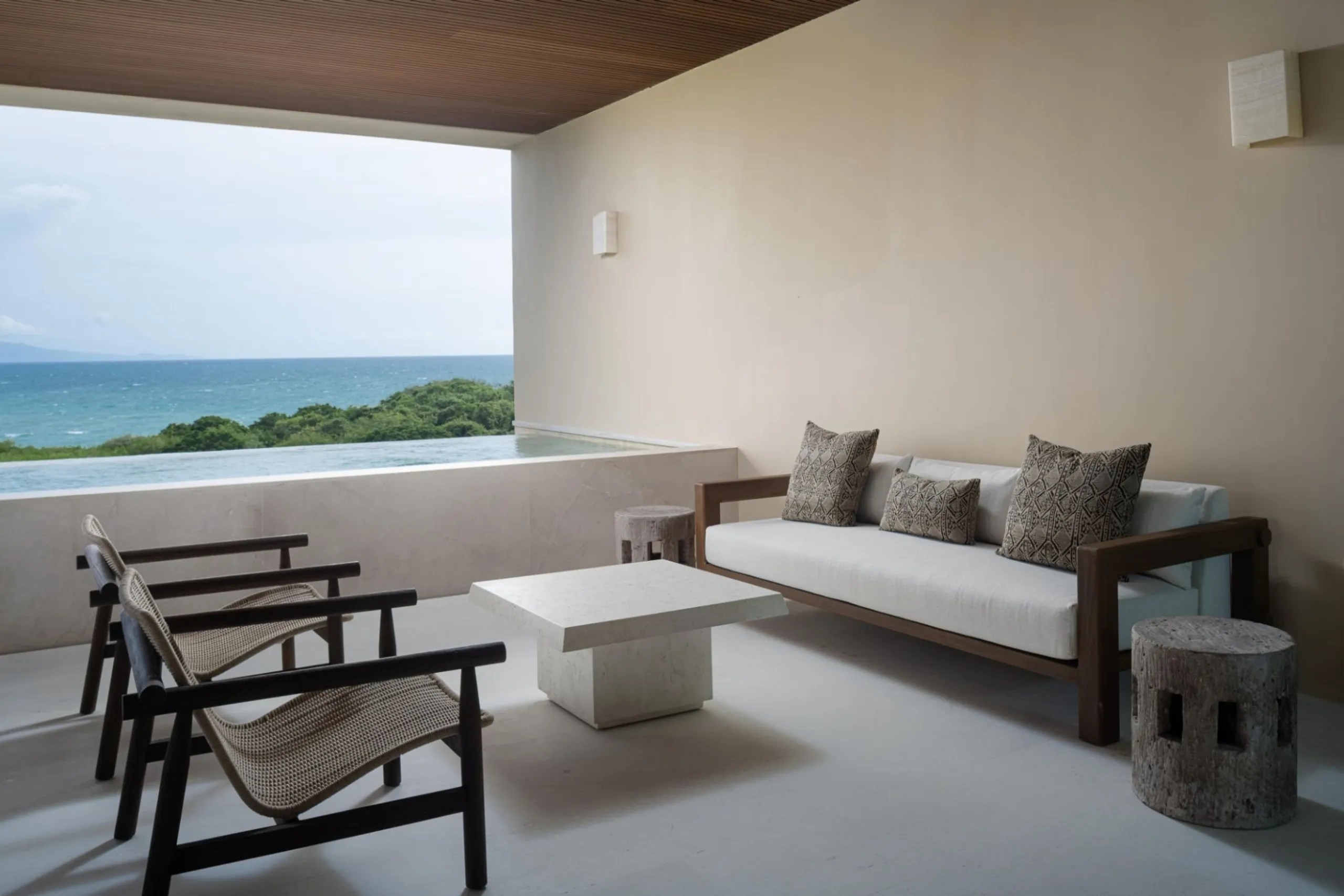 Majestic Oceanview Villa with Dual Infinity Pools & Panoramic Terrace — photograph 9