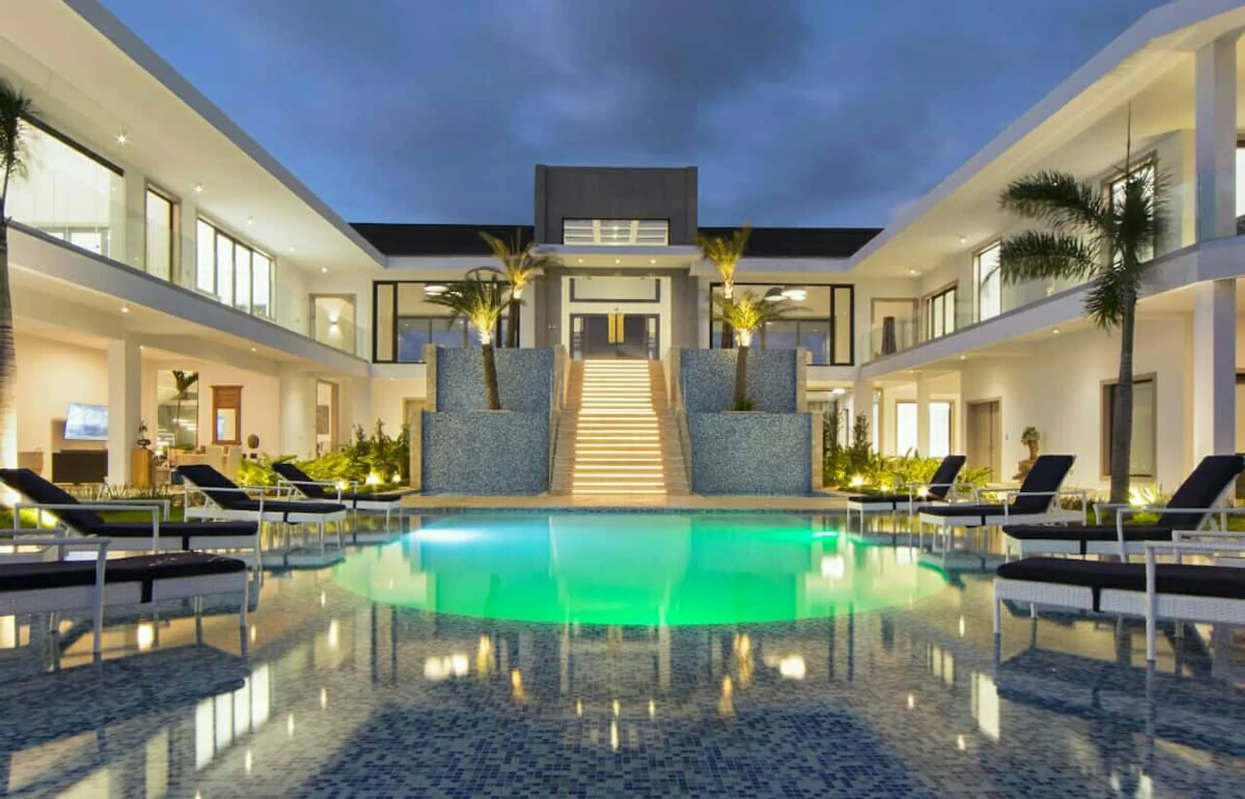 Beautiful Tropical Villa with Invigorating Pool, La Romana