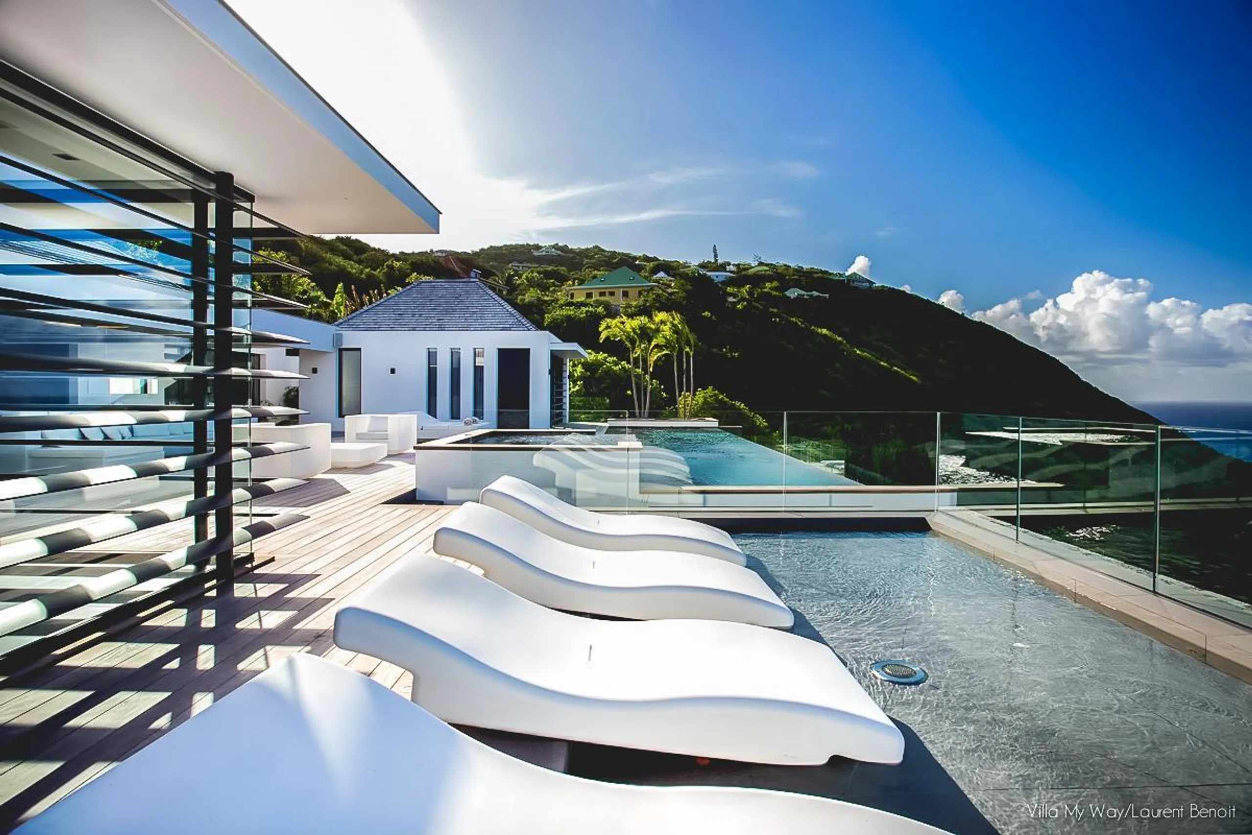 Contemporary Colombier Oceanview Villa with Infinity Pool and Fitness Room, Colombier