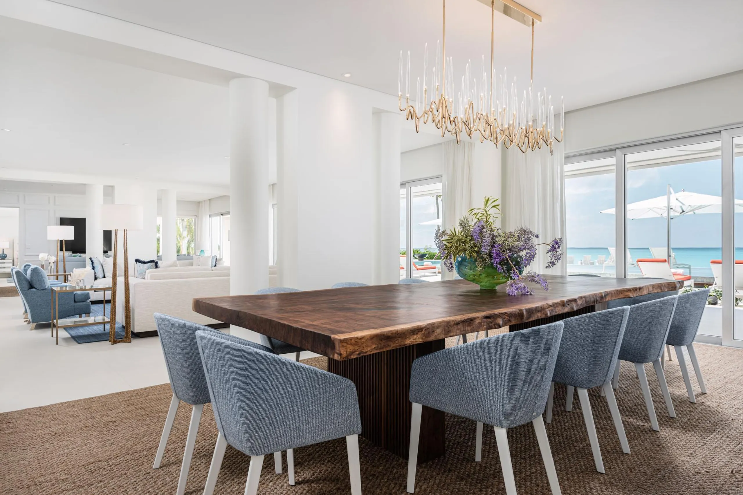 Exceptional OceanFront Estate with Private Pool and Azure Seas — photograph 9