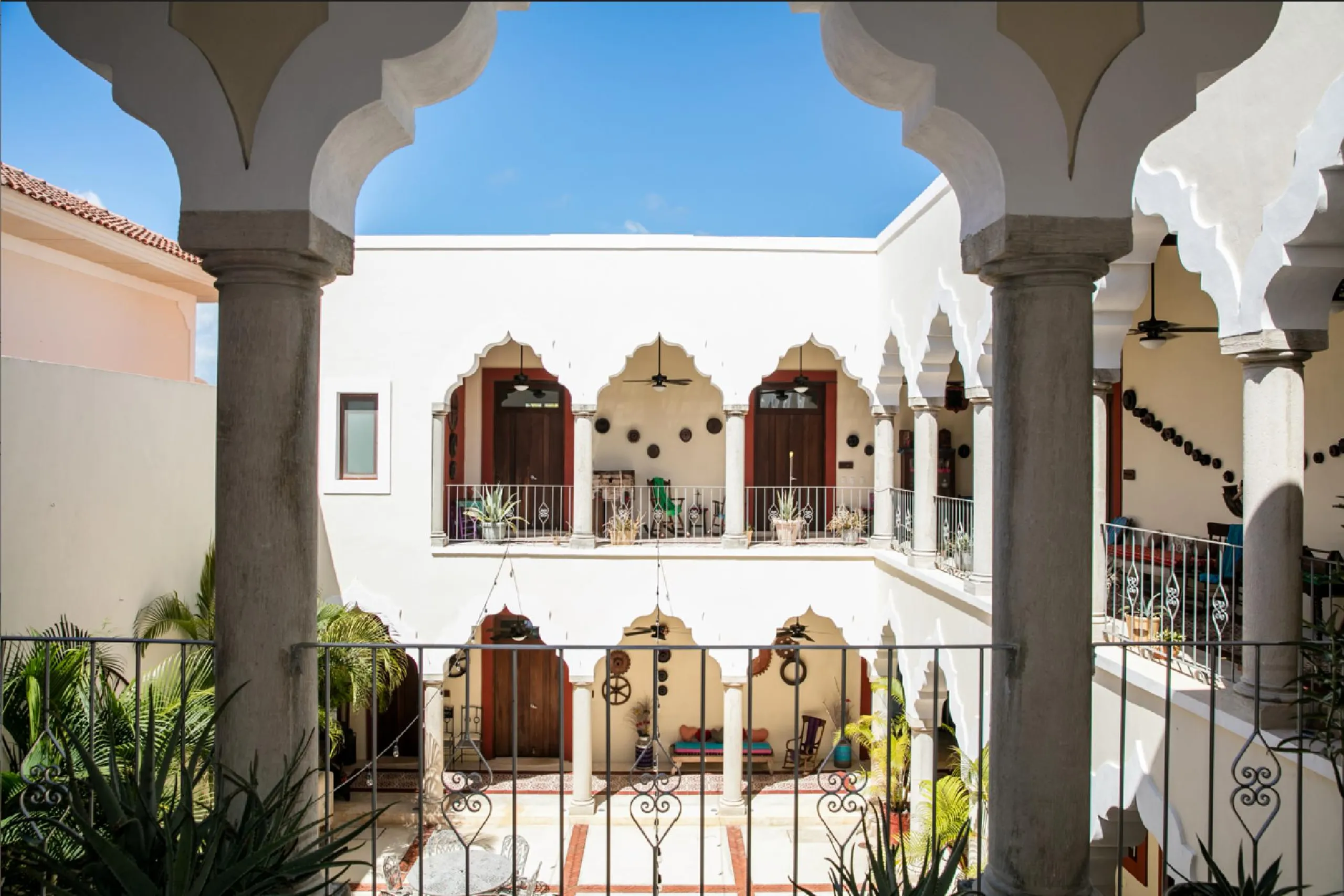 Beach Front Luxury Hacienda with Private Pool and Ocean Views — photograph 2