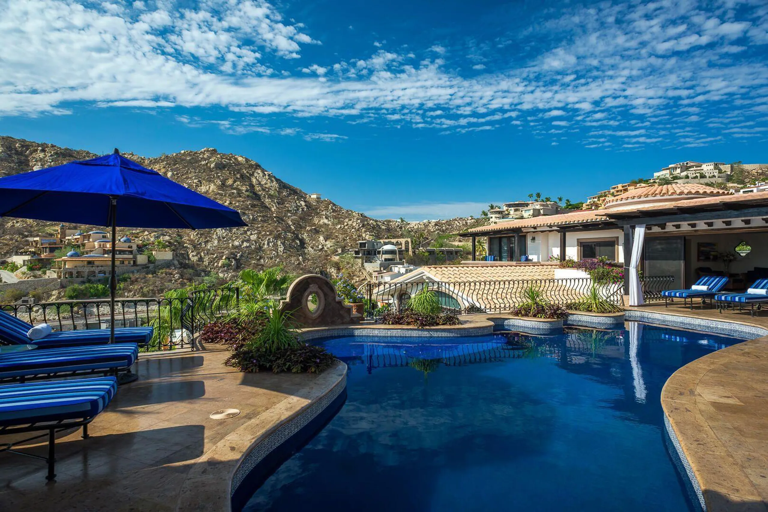 Grand Luxury Pedregral Estate with Sweeping Views Pool — photograph 8