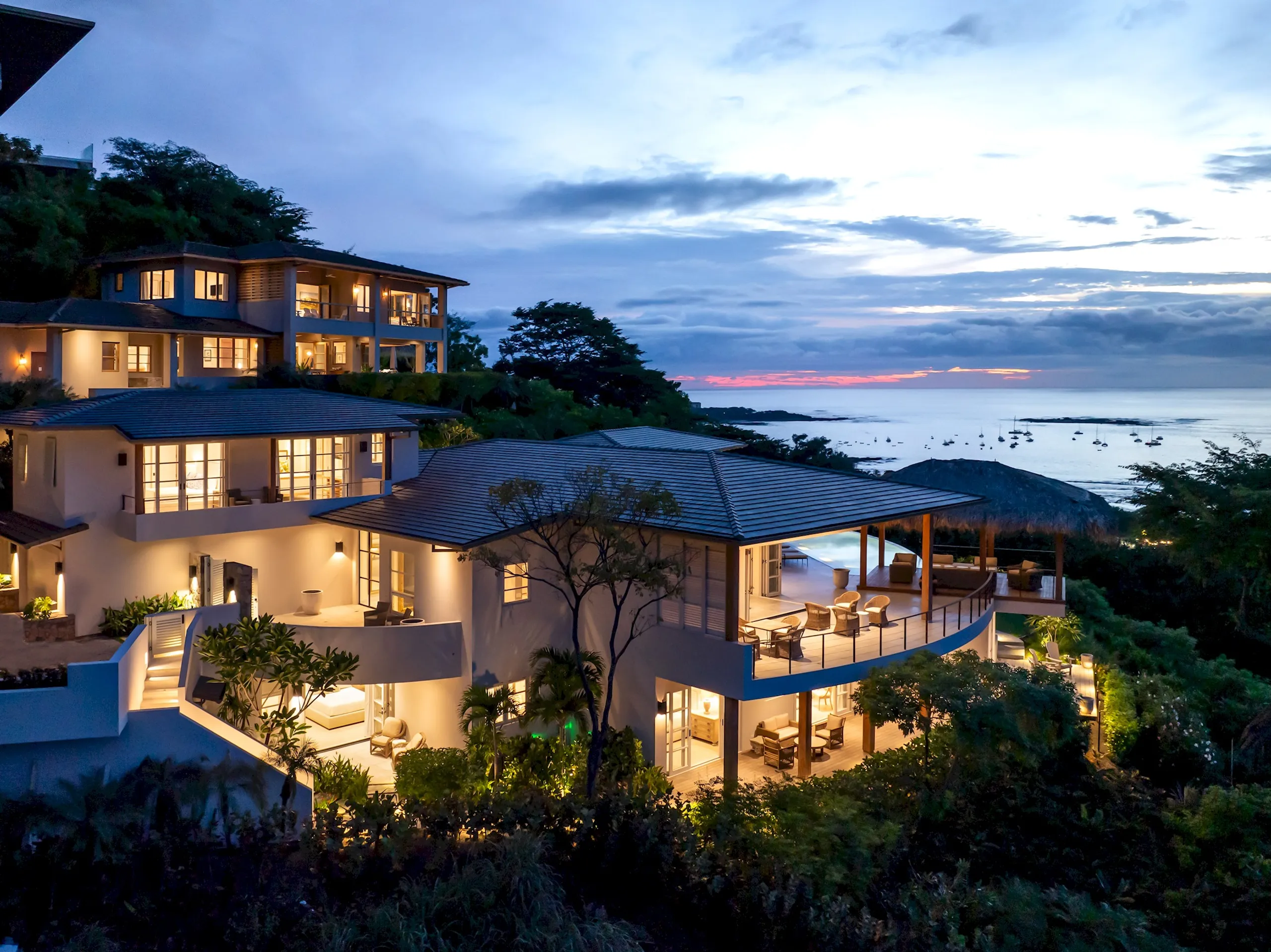 Expansive Estate with Dual Pools and Stunning Ocean Views, Tamarindo
