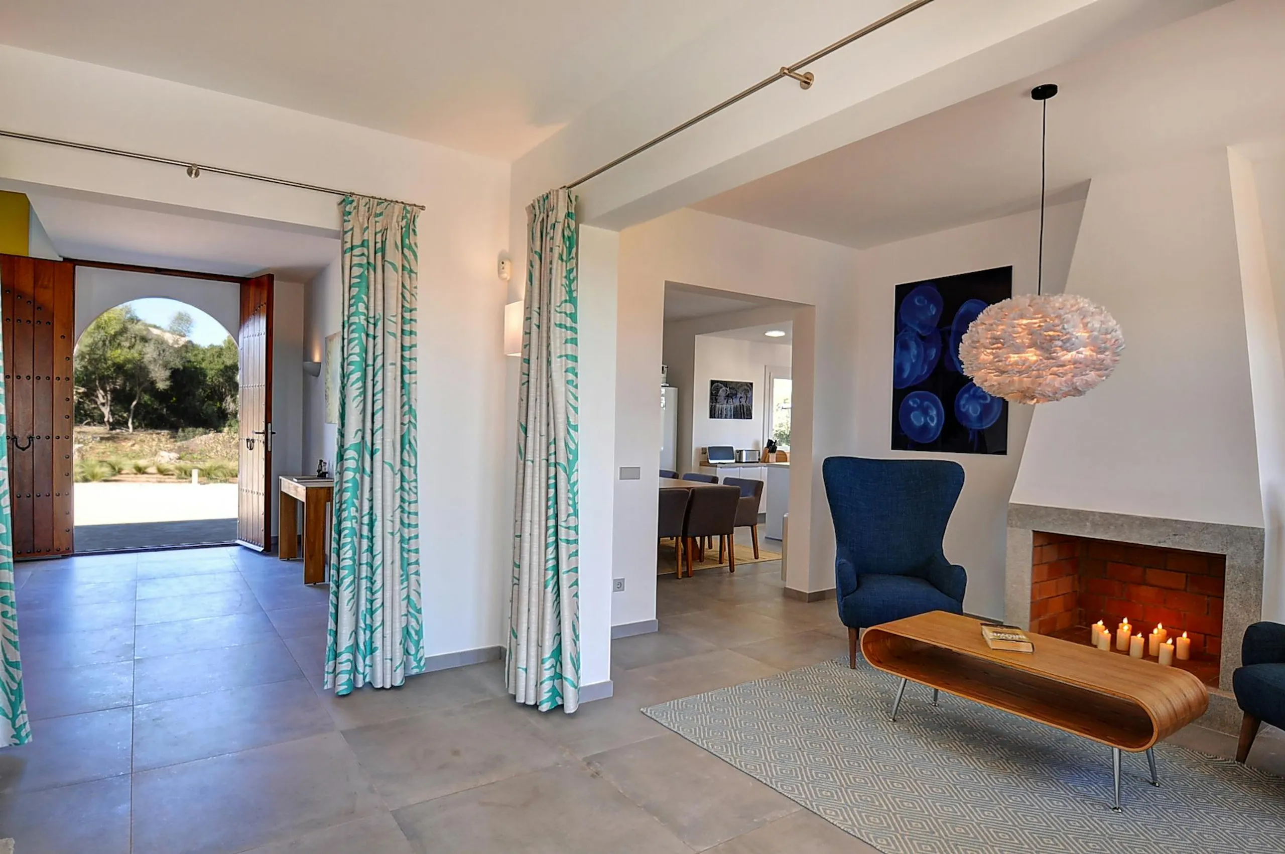 Majestic Mallorca Estate with Private Pool and Garden Grounds — photograph 11