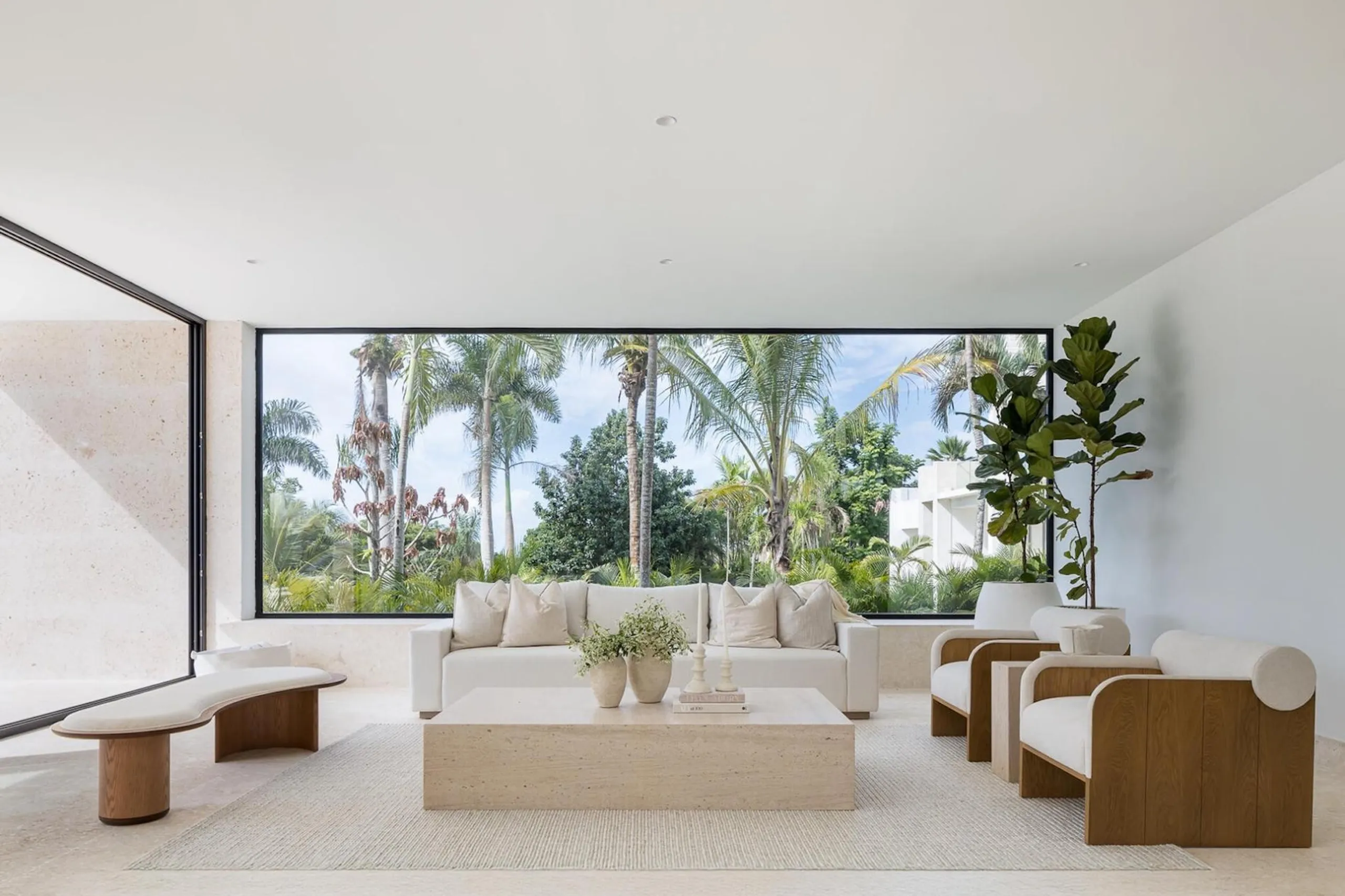 Regal Modern Villa in Pool, Gym, Sauna and Ocean Views — photograph 7