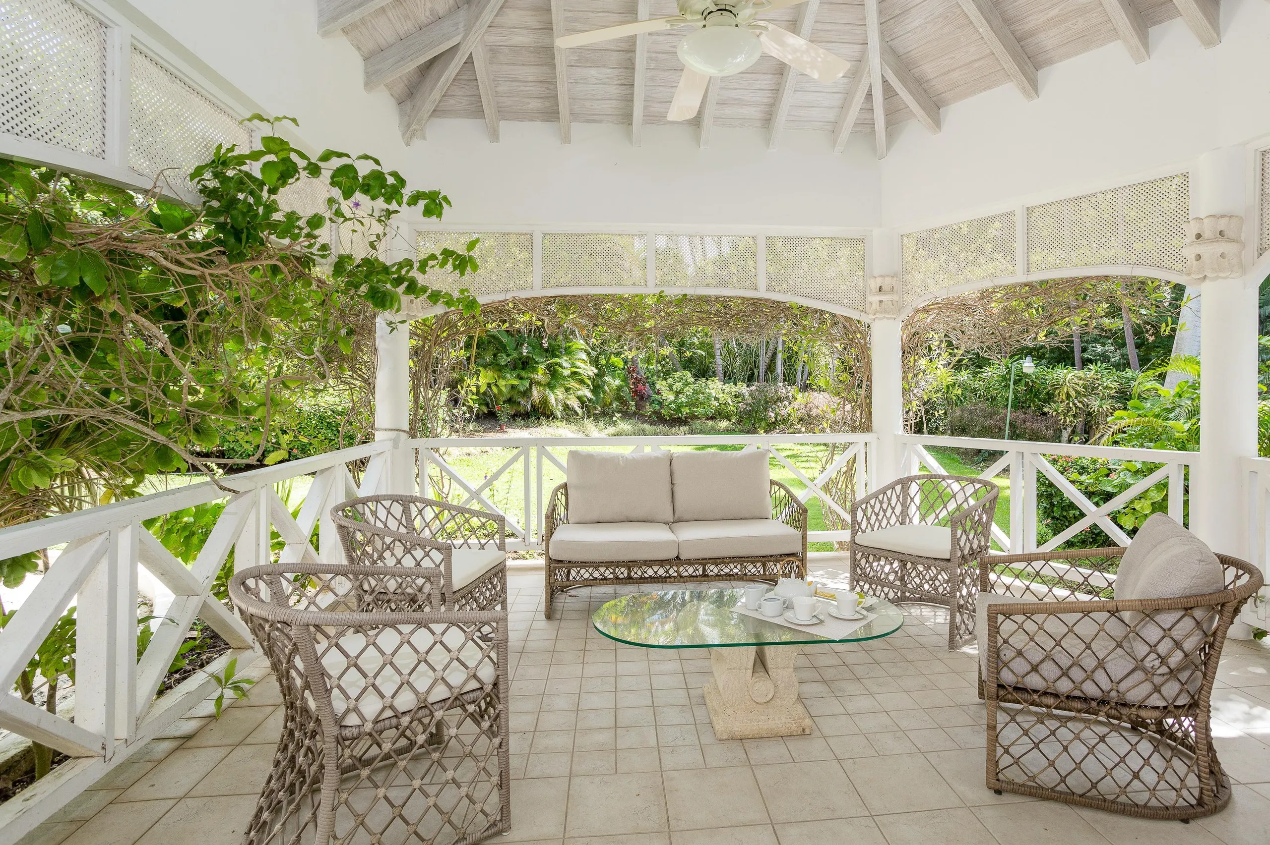 Sandy Lane's Elite Sanctuary Villa with Beach Club and Golf Course Access — photograph 6