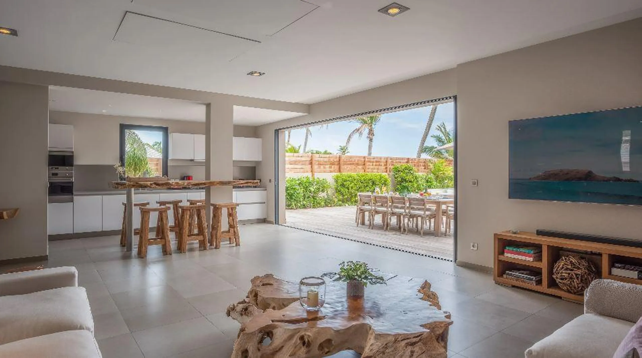 Exclusive St. Barts Beach Villa with Heated Pool — photograph 10