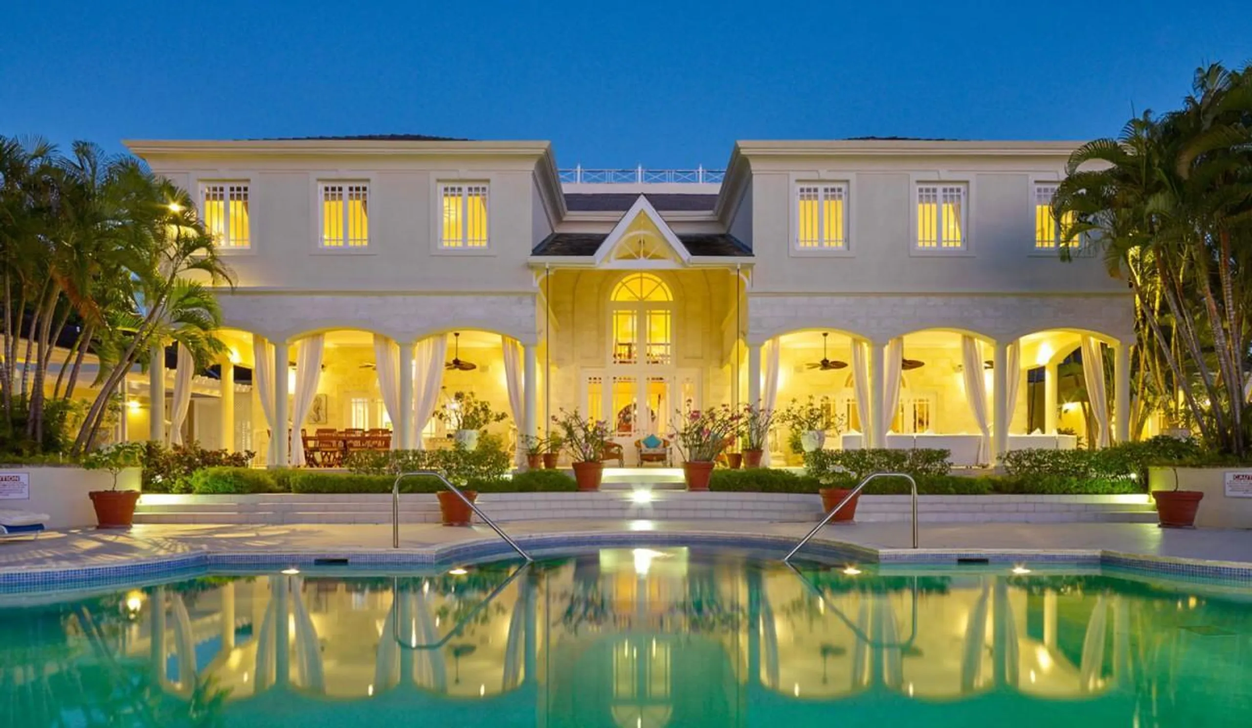 Sandy Lane's  Luxurious Ridge-Front Villa with Grand Infinity Pool and Breathtaking Caribbean Views — photograph 5