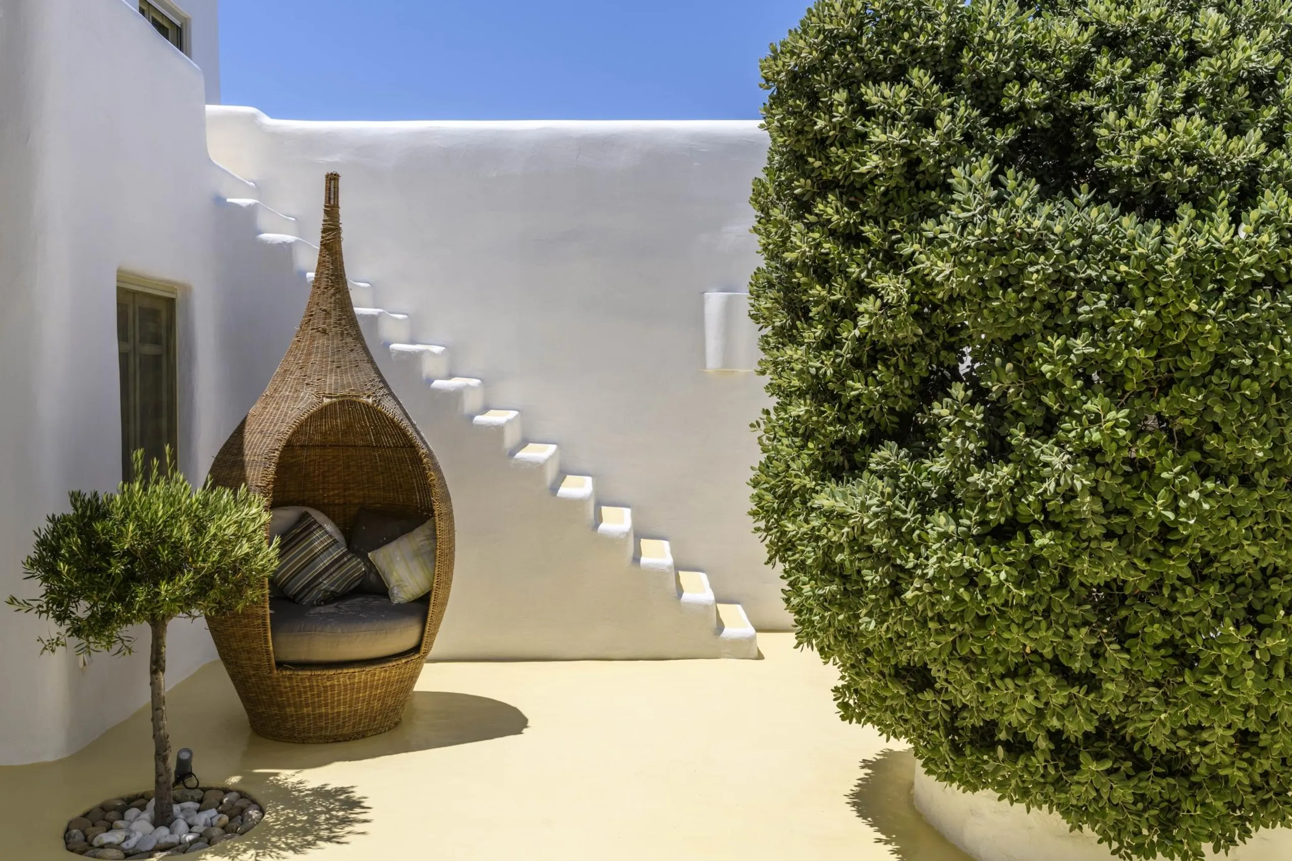 Beautiful Traditional Villa in Mykonos with Invigorating Pool — photograph 9