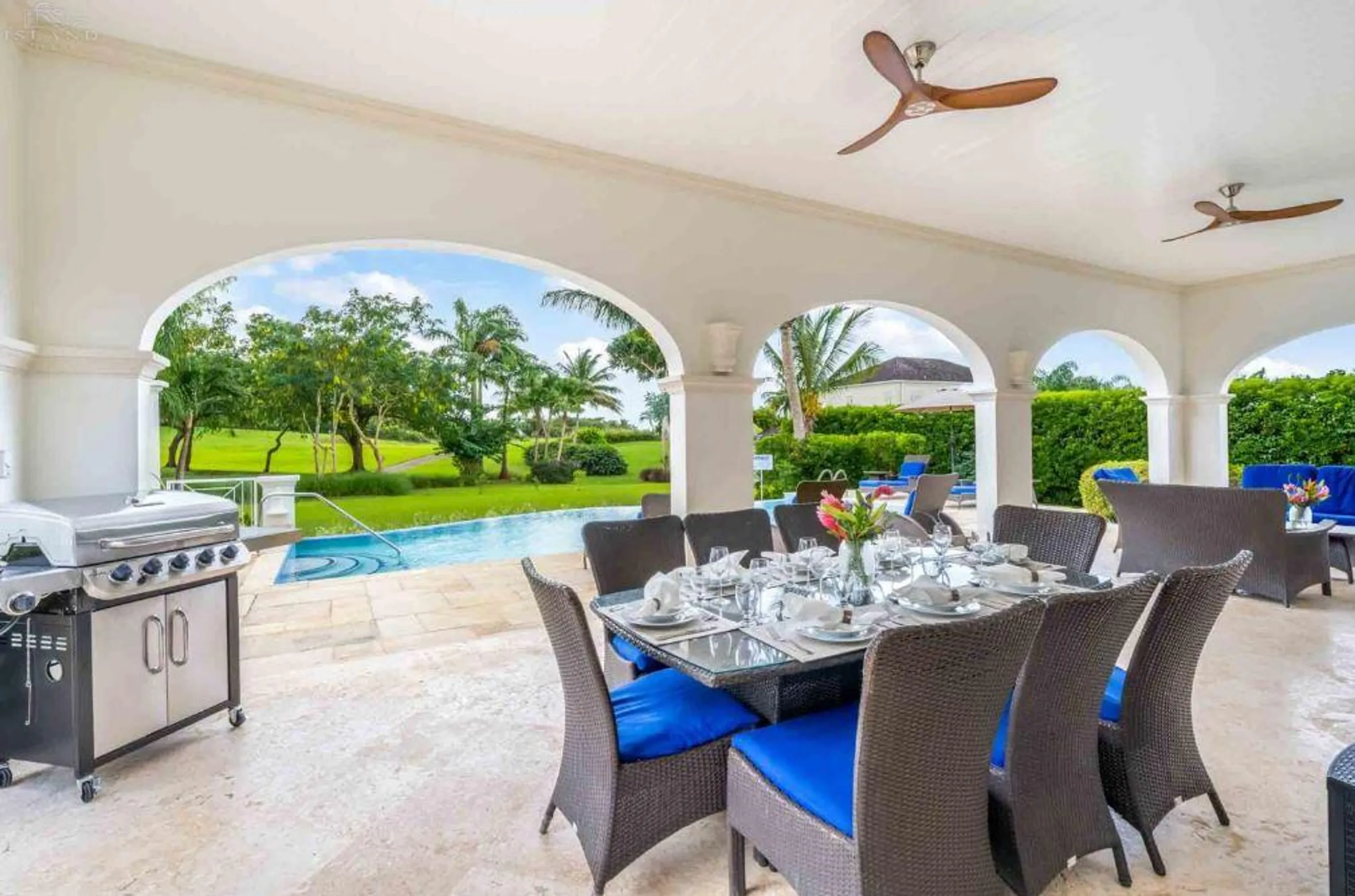 Splendid 6-Bedroom Villa on Royal Westmoreland with private Infinity Pool, Golf, and Caribbean Views — photograph 8