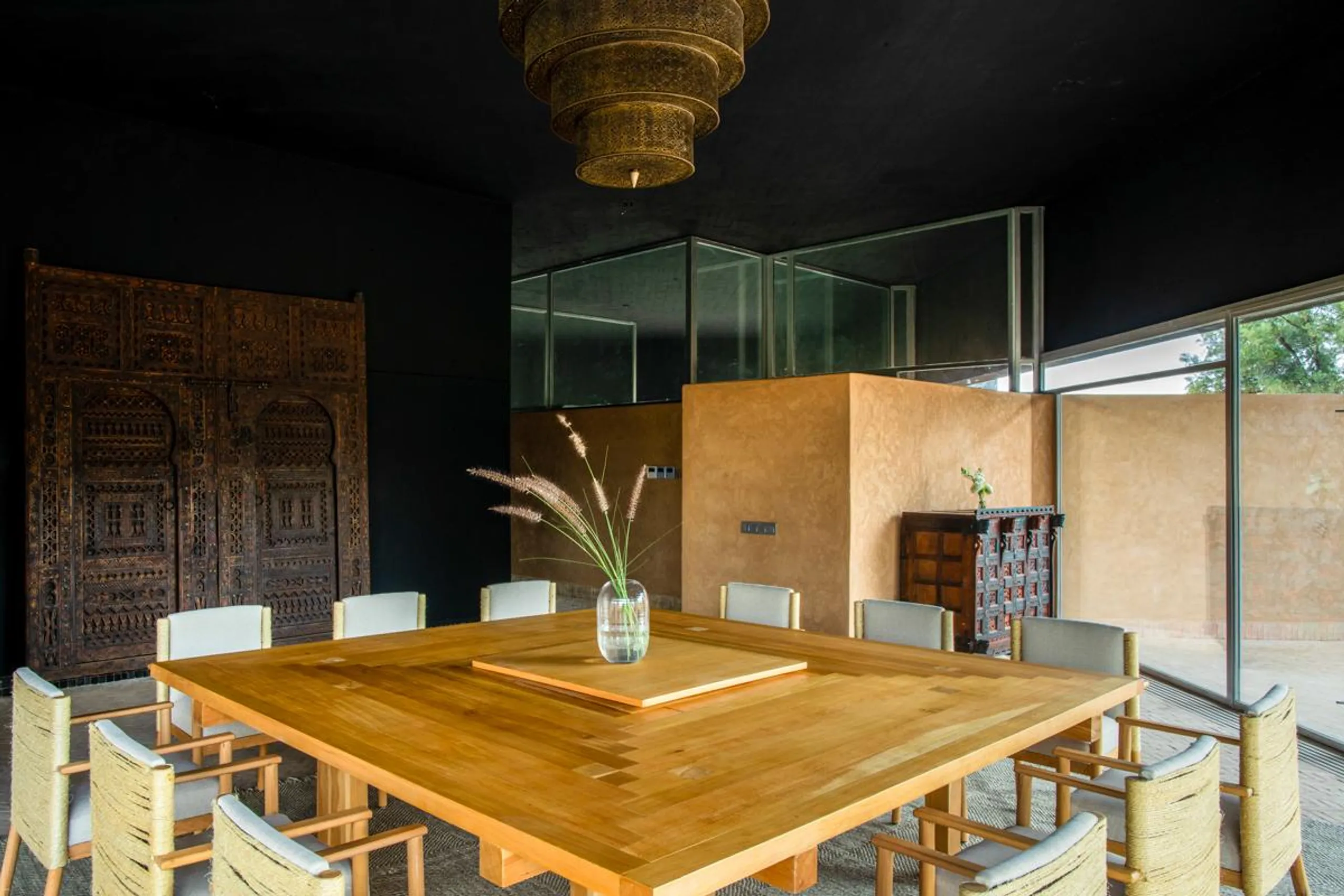 Deluxe Marrakech Villa with Private Pool and Garden Views — photograph 4