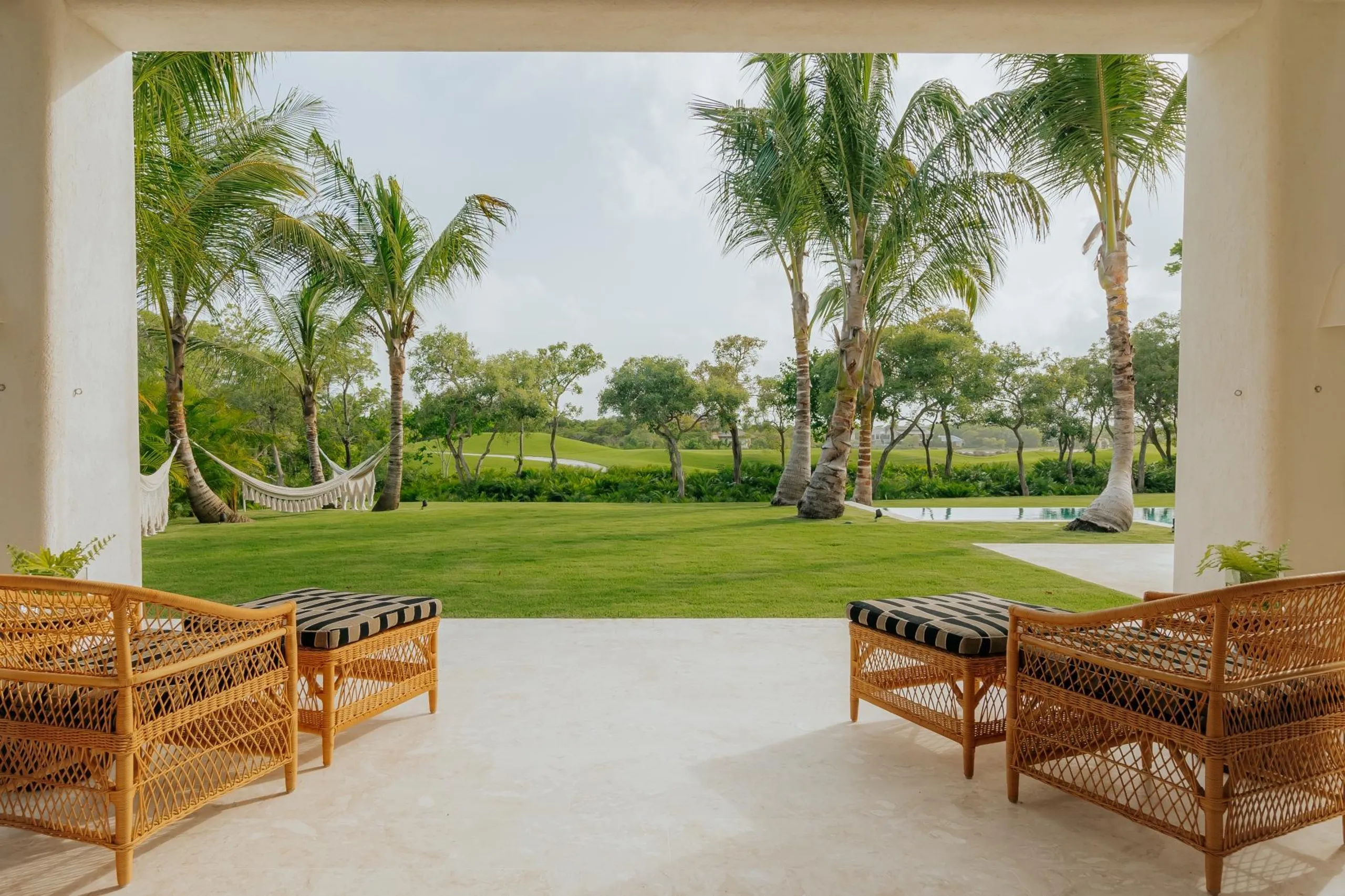 Enchanting Punta Cana Villa with Private Pool — photograph 4