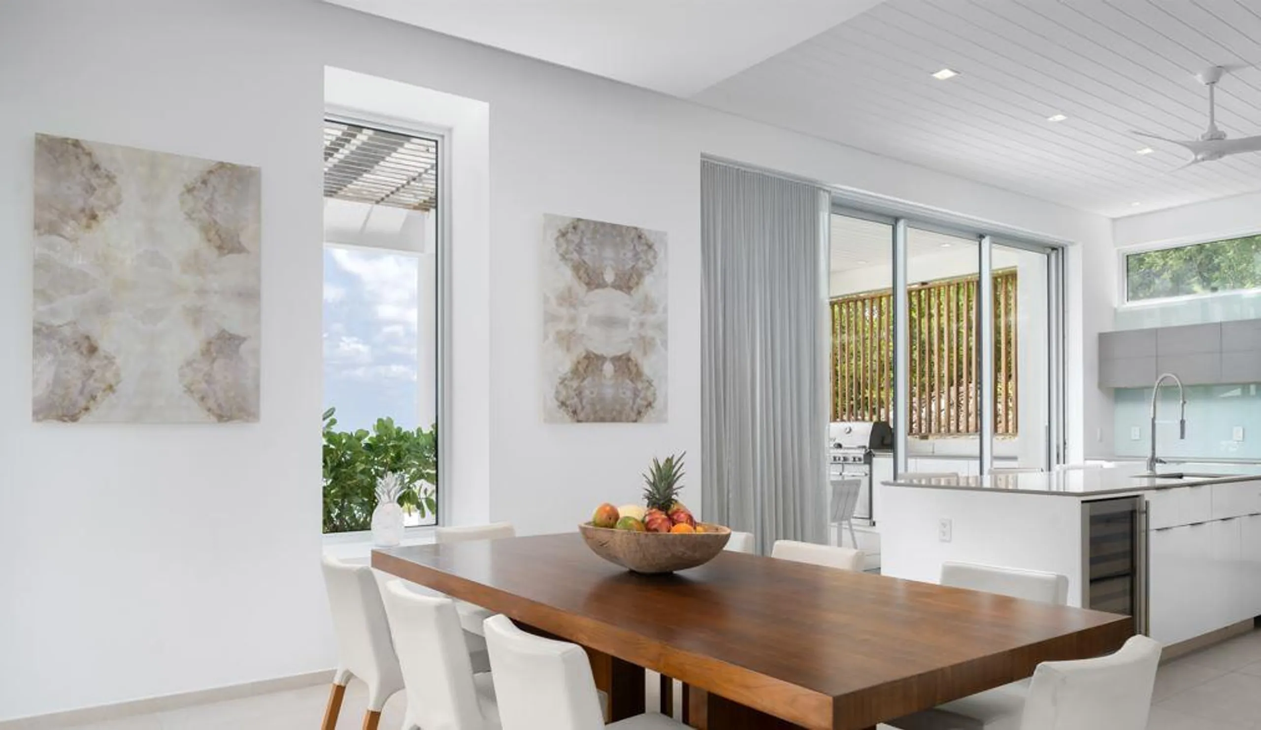 Unmatched Luxury: Providenciales Flagship Beachfront Villa with Private Beach — photograph 11