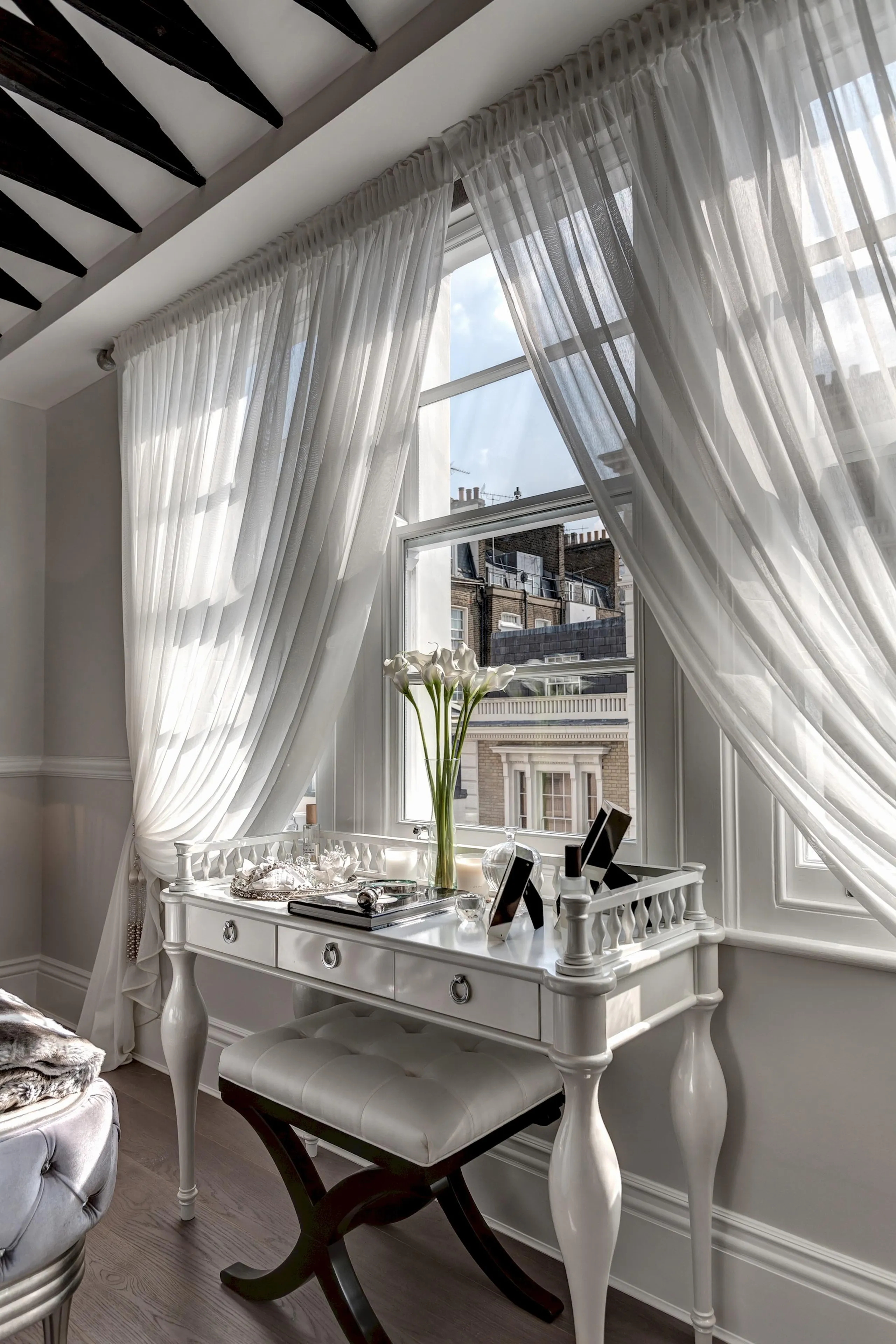 Stunning Luxury British Penthouse London Loft — photograph 7