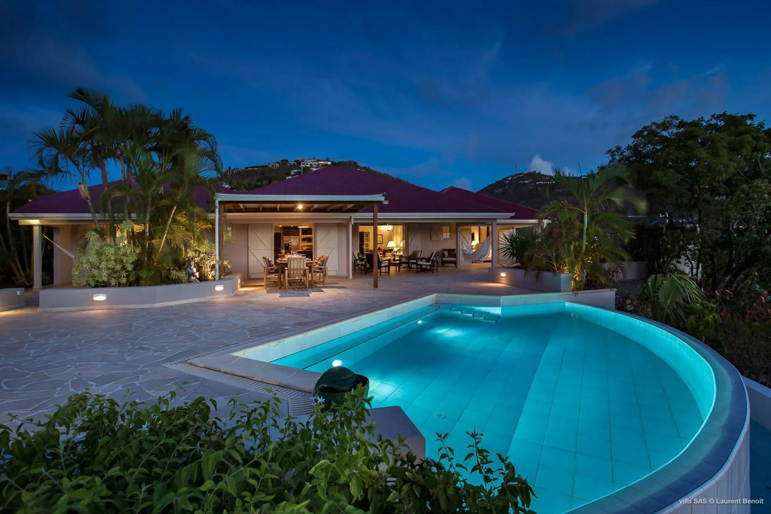 Breathtaking Seaside Villa with Private Pool and Covered Patio, St Jean Beach