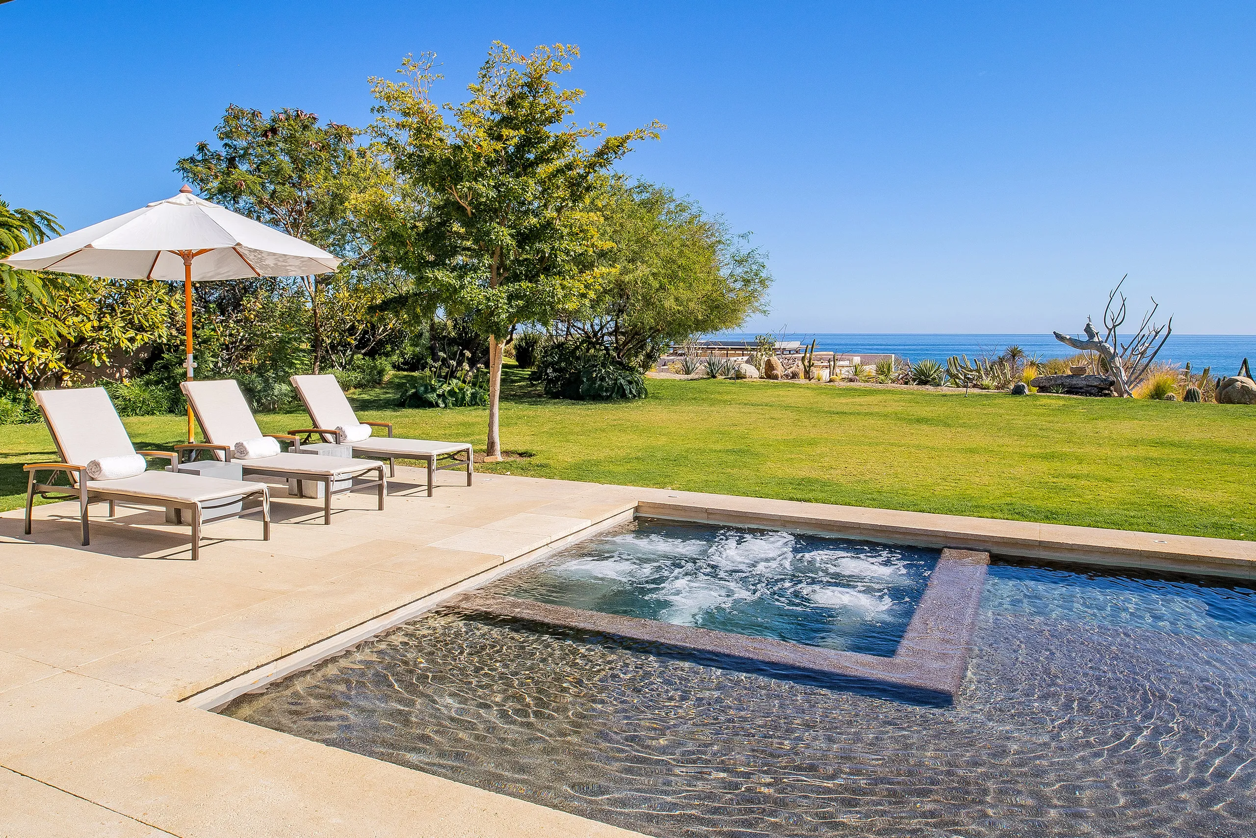 Architectural San Jose del Cabo Villa with Pool and Ocean Views — photograph 7