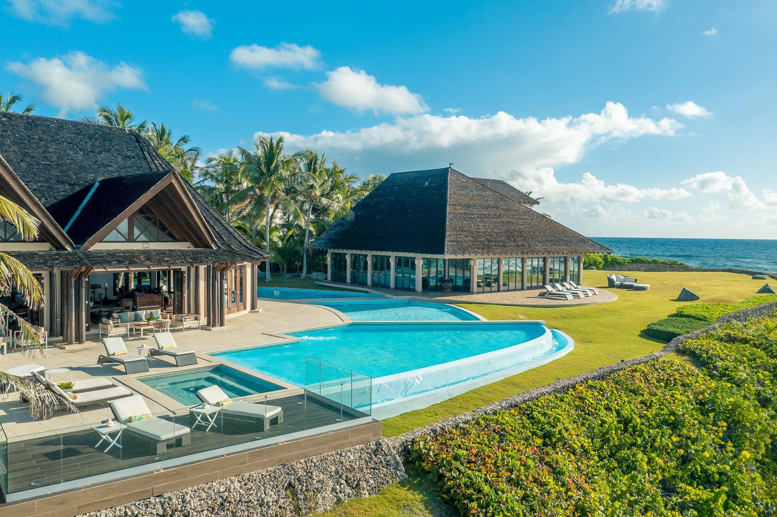 Glorious Corales Villa in Punta Cana Resort with Private Pool, and White Sandy Beach, Punta Cana