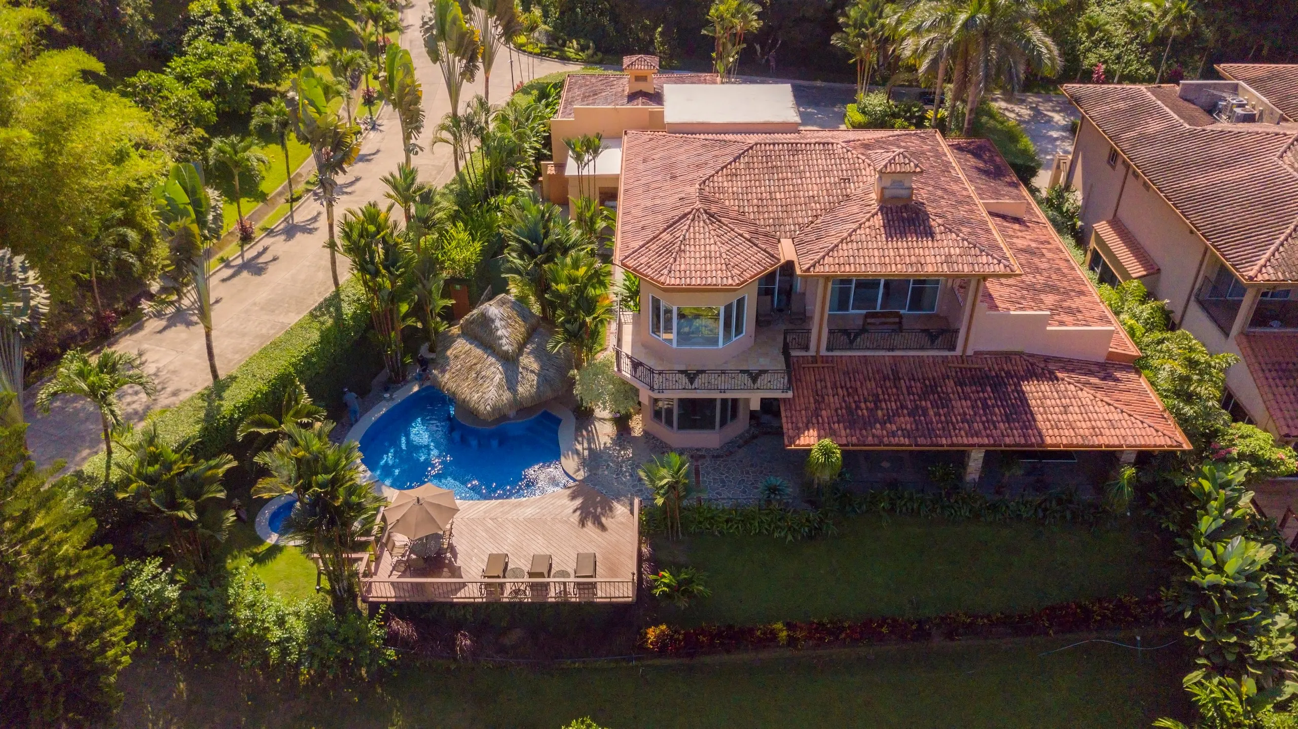 Spacious 5-Bedroom Los Sueños Villa with Infinity Pool, Golf & Marina Nearby — photograph 6