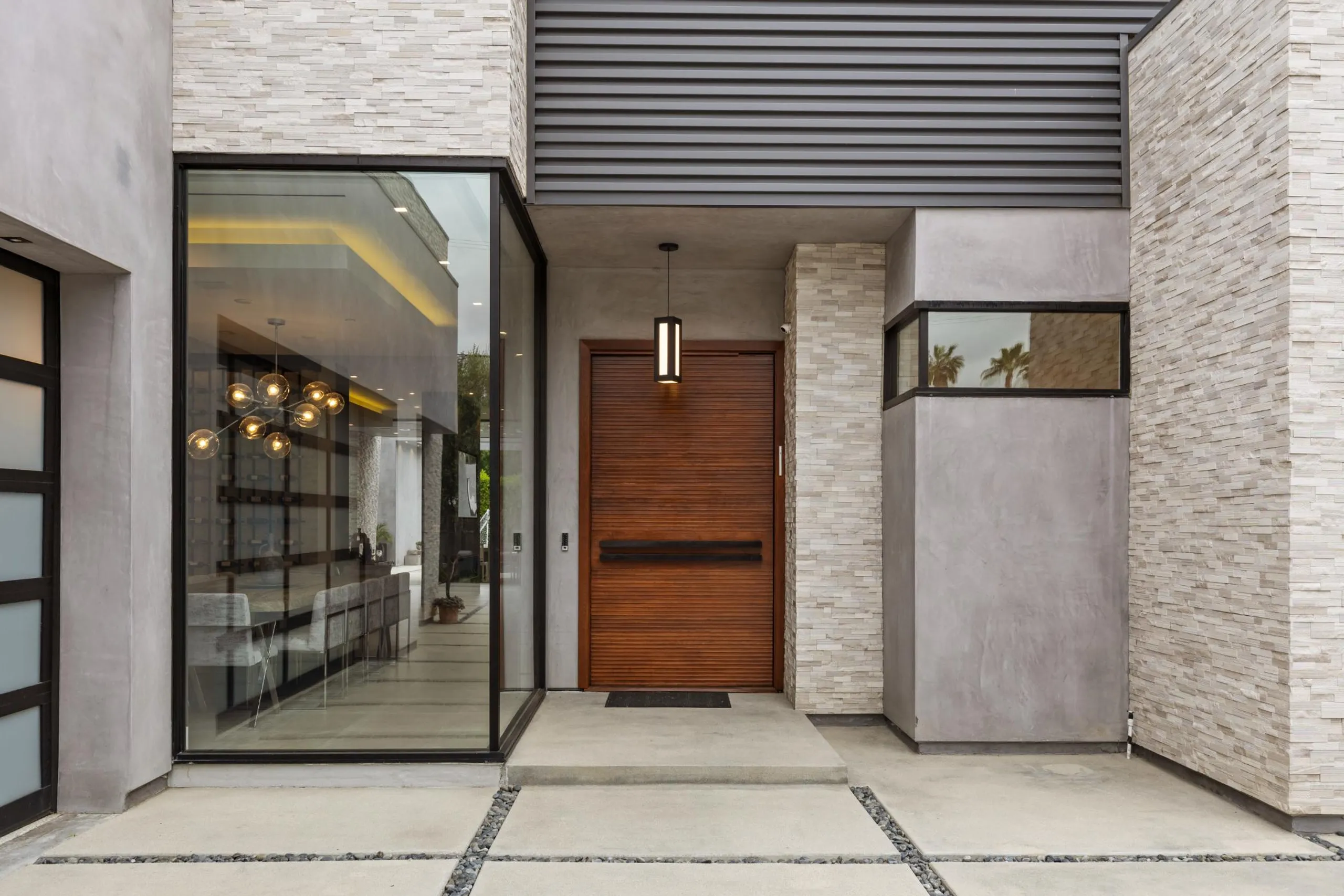 Modern Contemporary Villa with Private Pool and Luxury Lounge — photograph 12