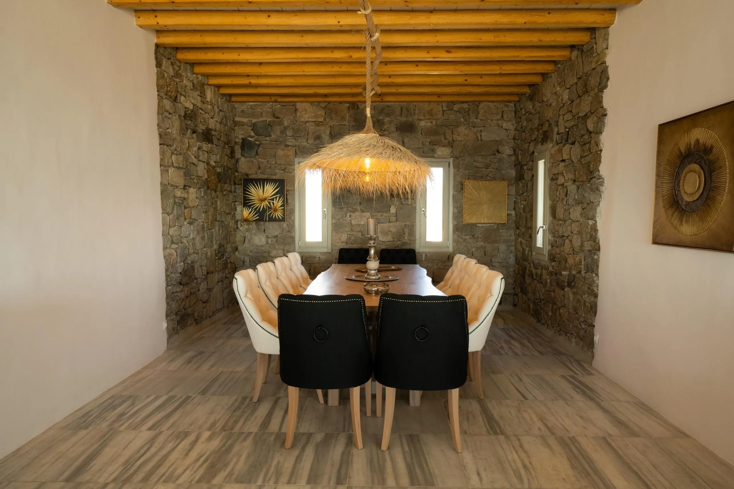 Exquisite Mykonos Estate with Infinity Pool and Ocean Views — photograph 11