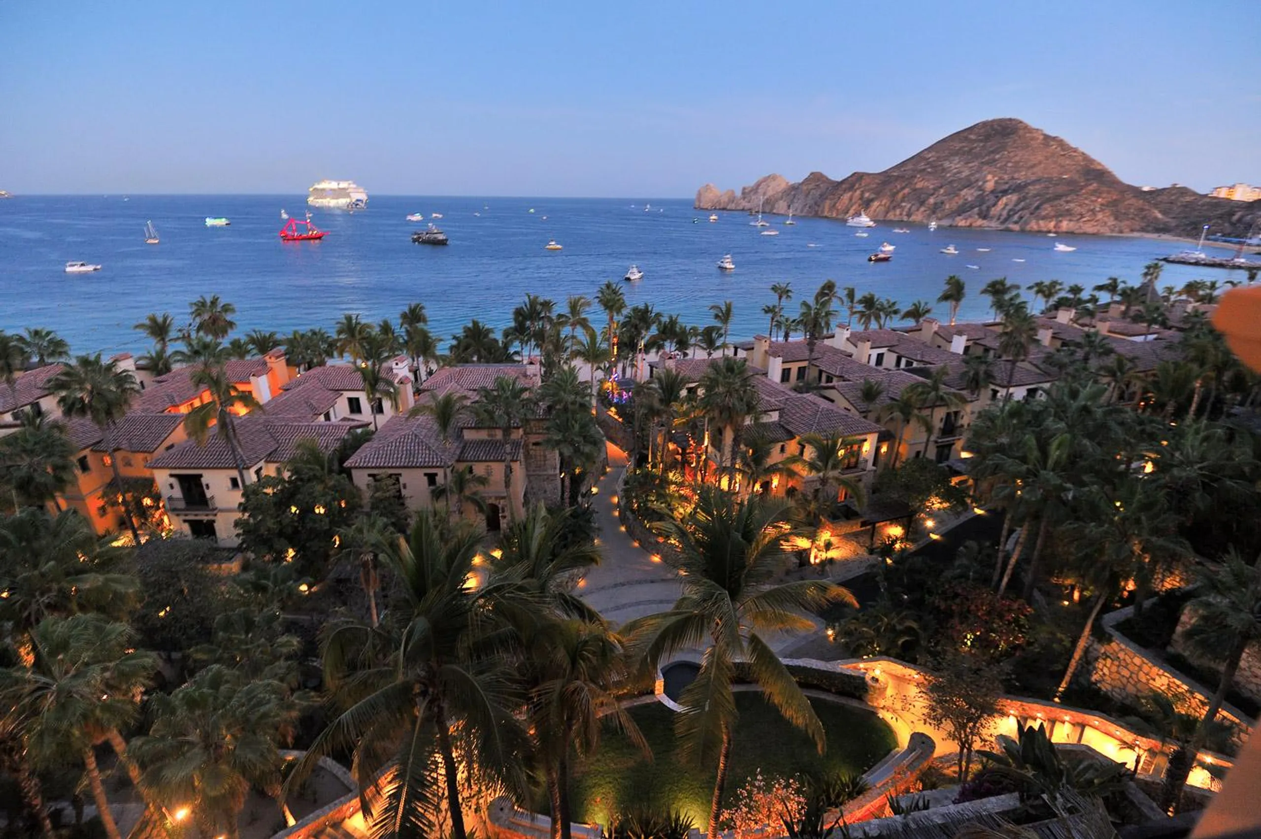 Penthouse with Sensational Sea of Cortez Views and Multiple Terraces, Hacienda