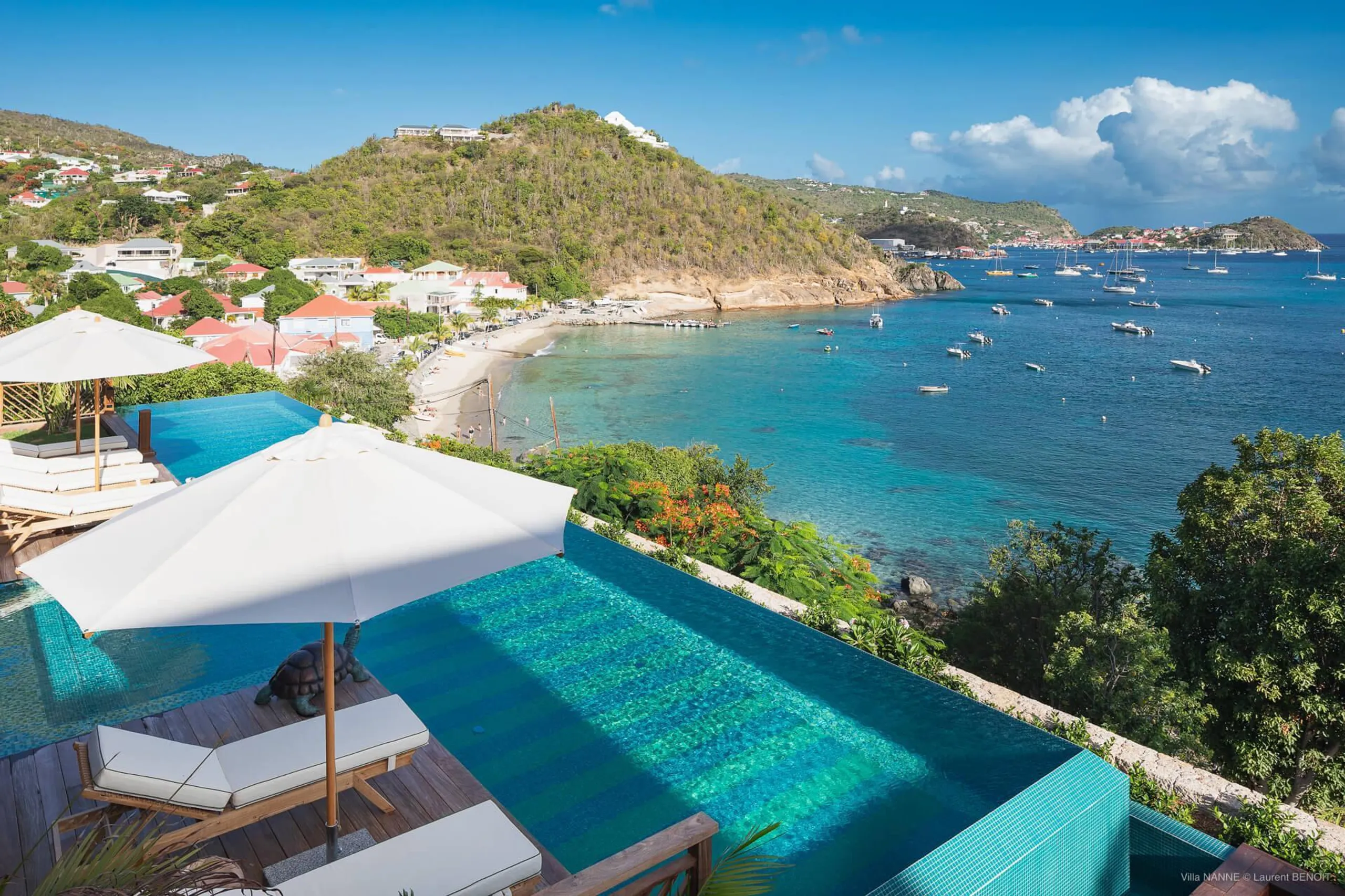 Caribbean Styled Caribbean Styled with Corossol's Bay Sparkling Water and Private Heated Pool — photograph 8