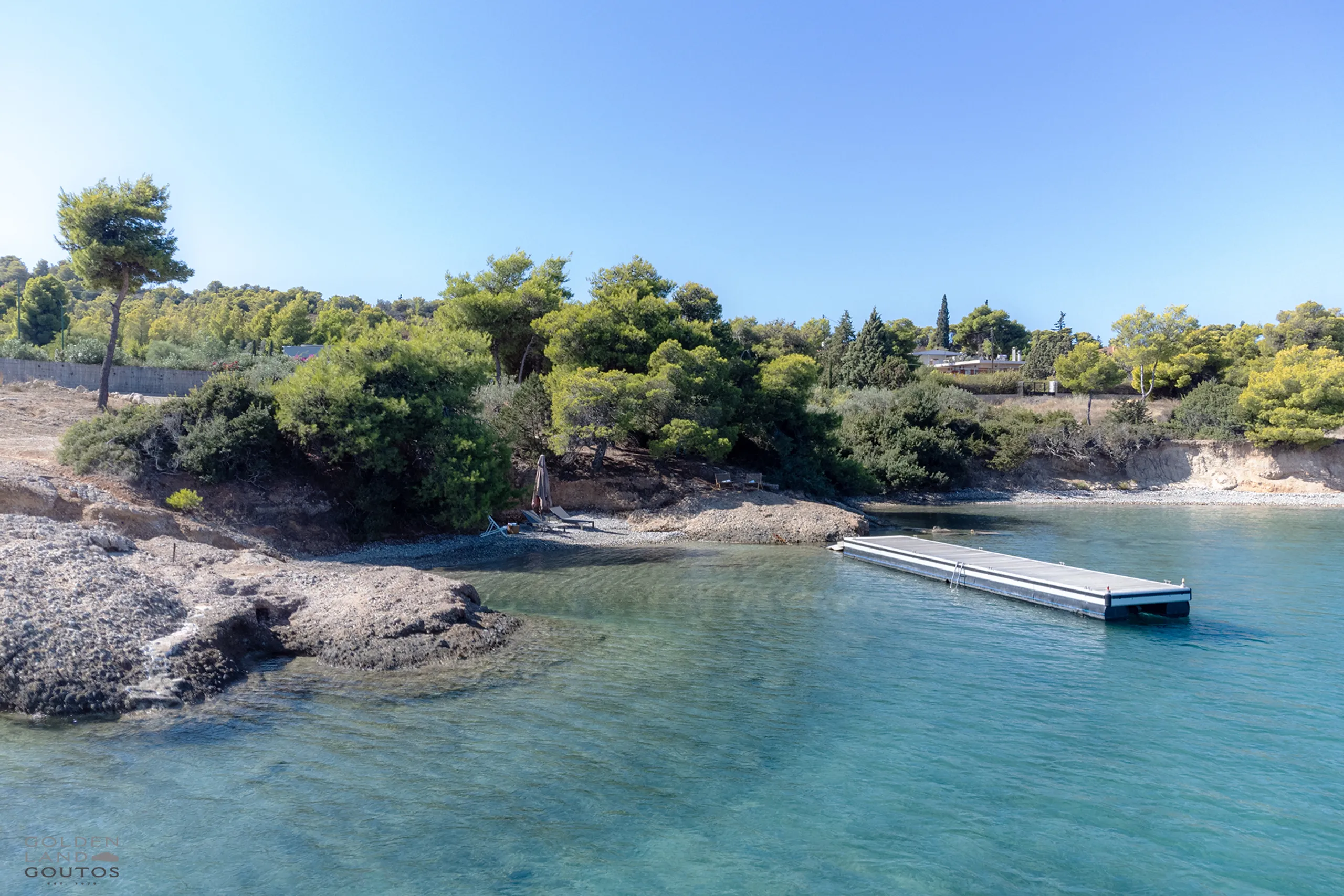 Sensational New-Built Villa with Infinity Pool, Unique Architectural Design and Exceptional Sea View — photograph 9