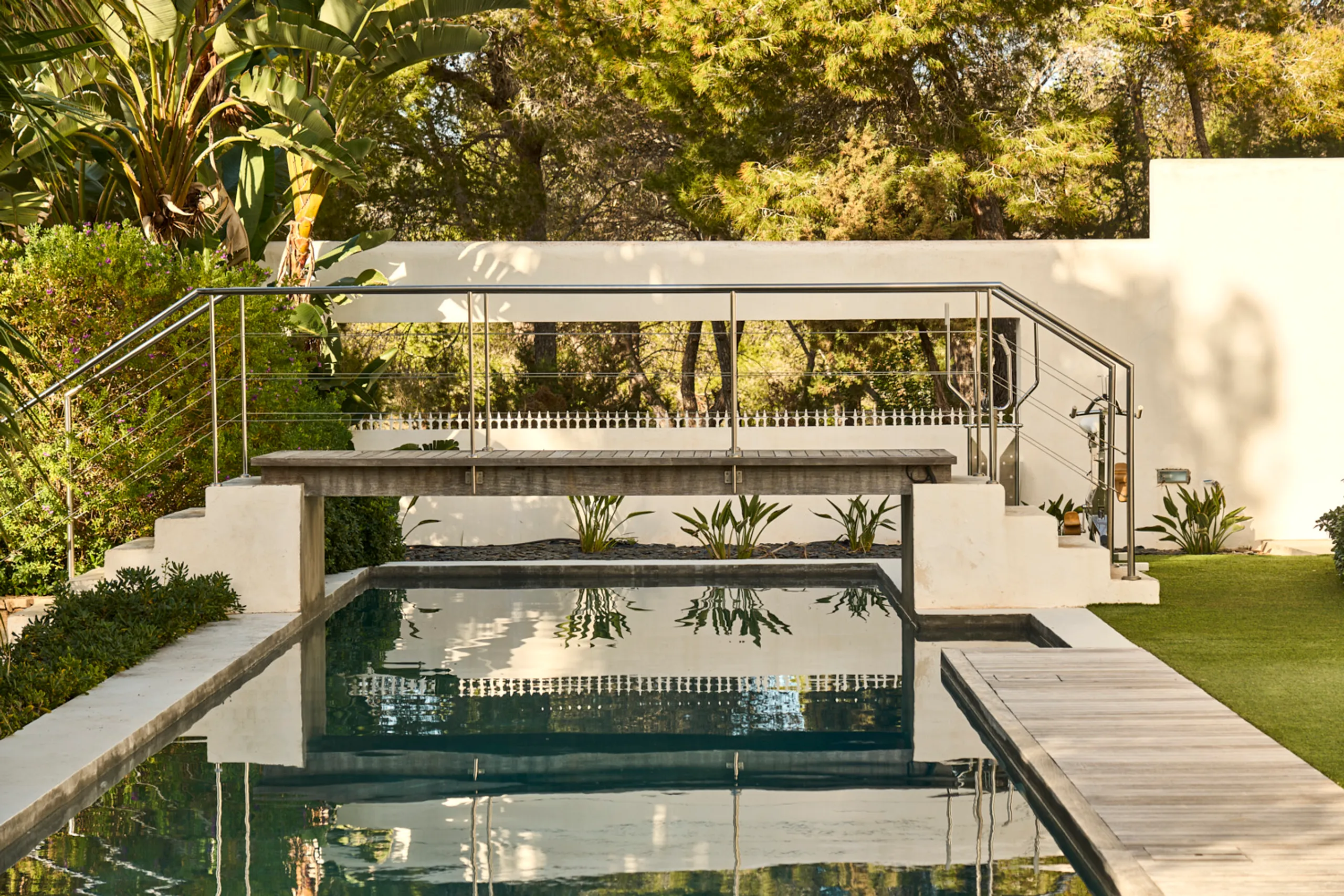 Deluxe Comfort Retreat with private pool and Spectacular Sea Views — photograph 7